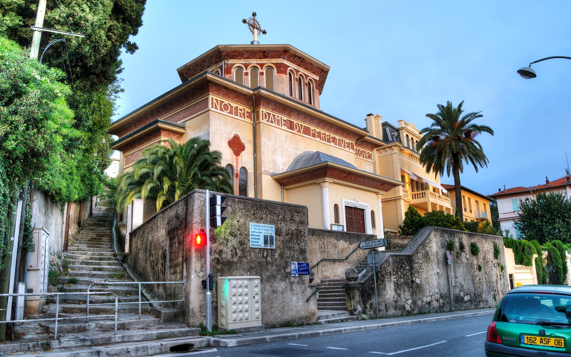 Notre Dame du Perpétuel Secours Church in France HD Wallpaper