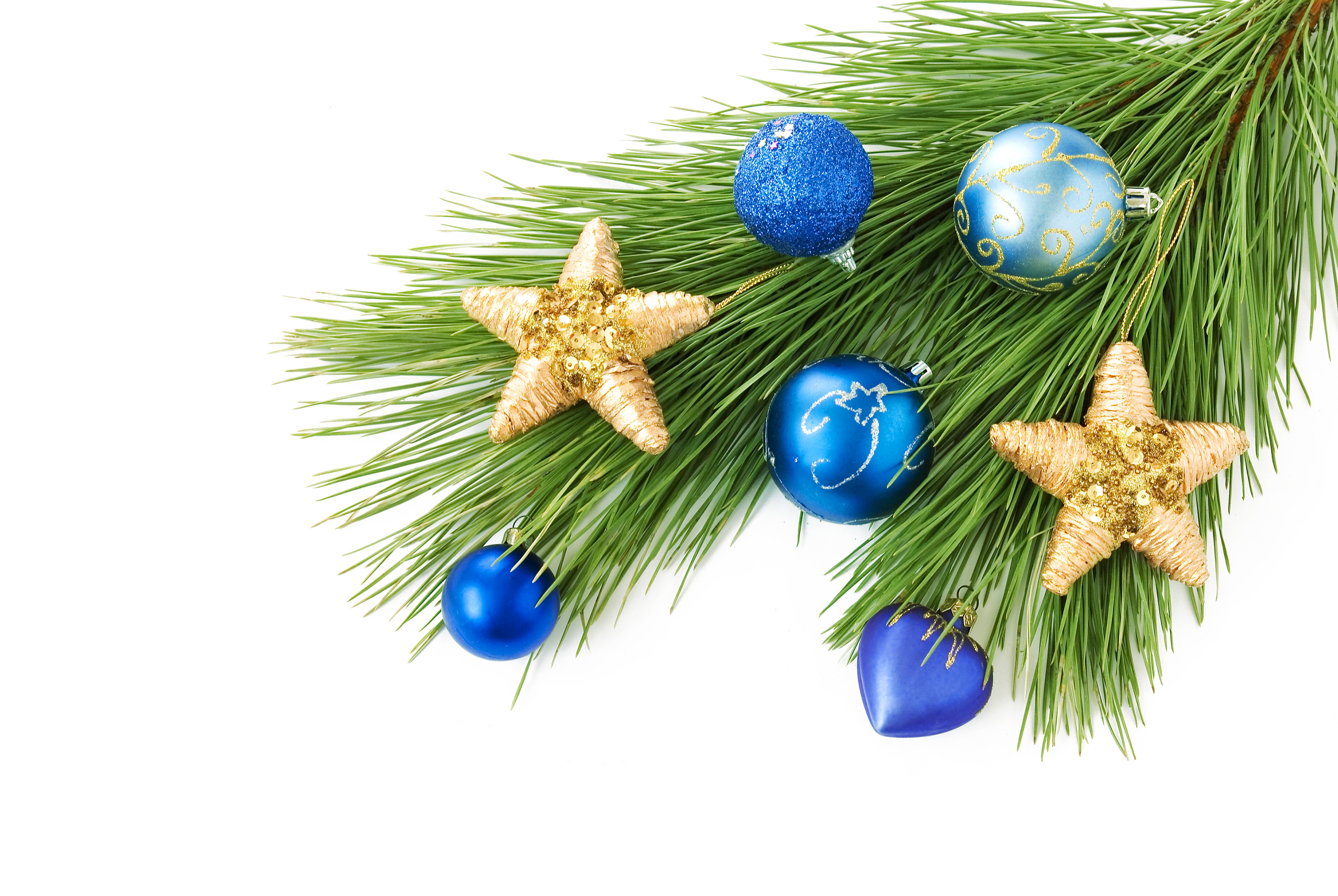 Christmas ornaments on pine branch HD Wallpaper