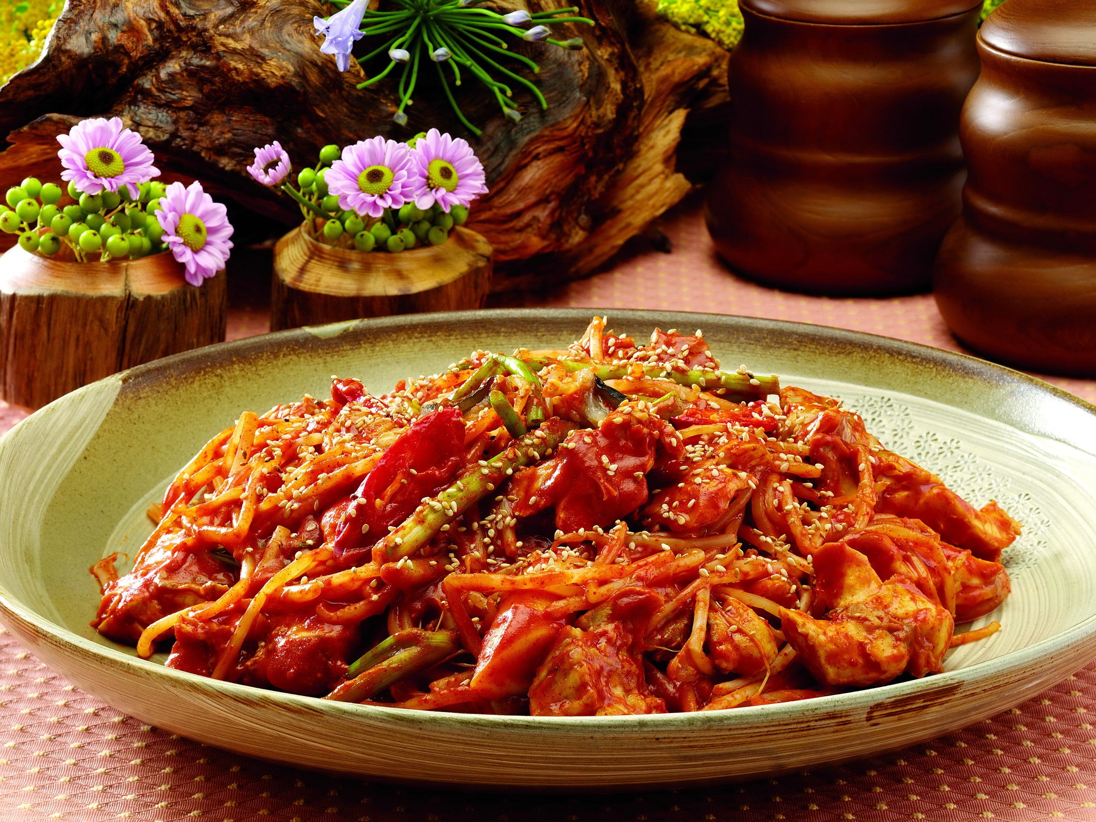Spicy Korean Stir-Fried Chicken and Vegetables HD Wallpaper