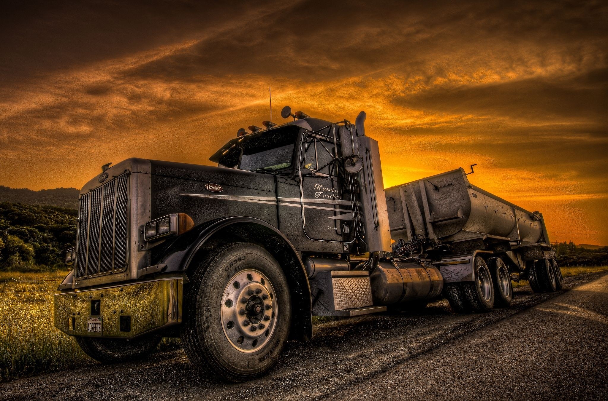 Peterbilt truck with trailer at sunset HD Wallpaper