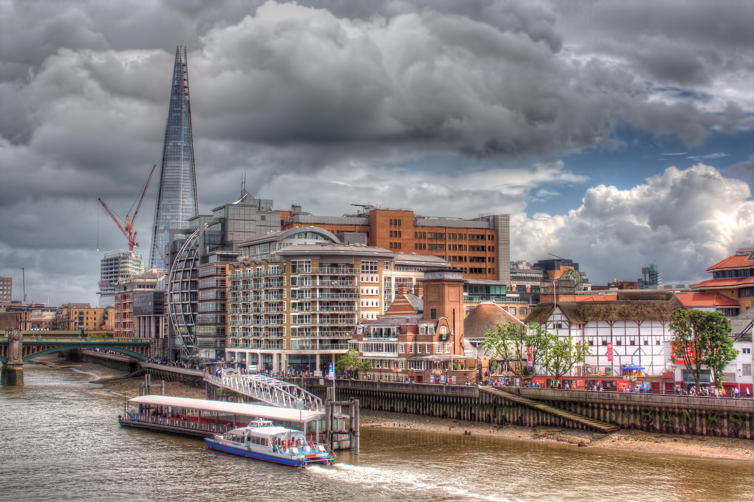 London skyline with The Shard and Globe Theatre HD Wallpaper