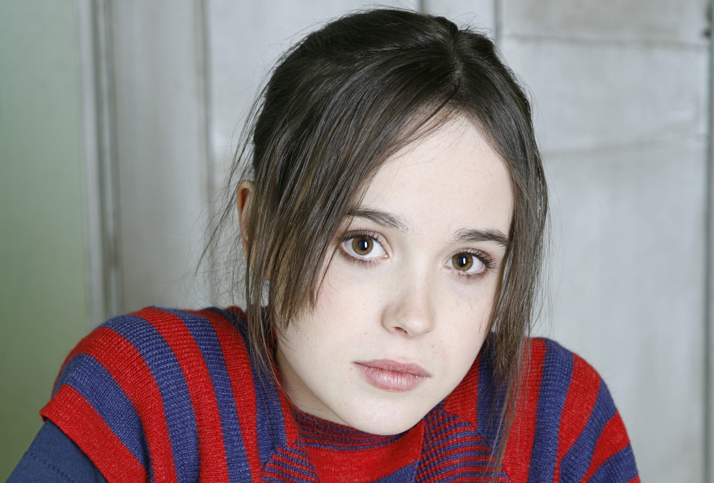 Ellen Page HD Wallpaper