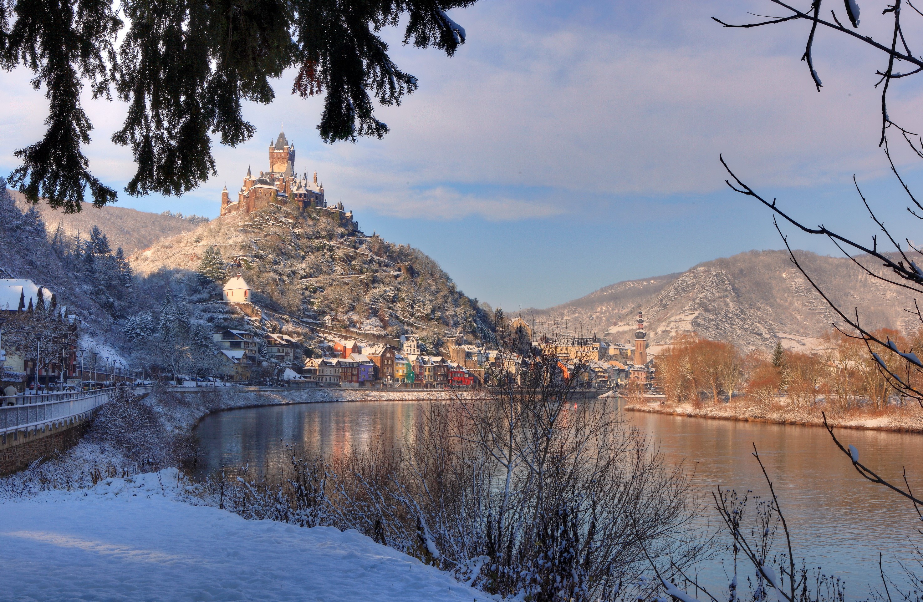 Reichsburg Cochem Castle in Winter, Germany HD Wallpaper