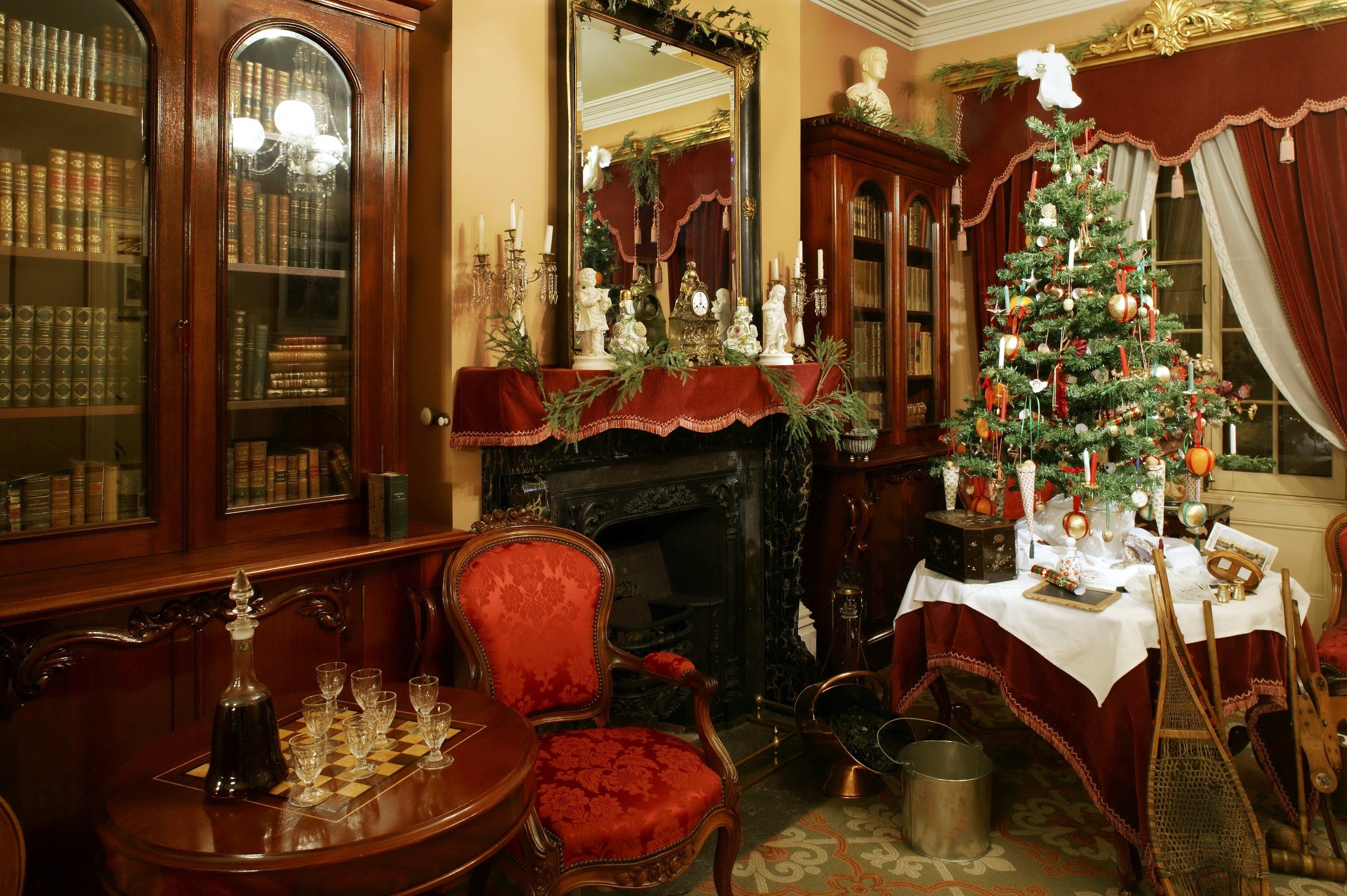 Christmas Tree and Fireplace in a Victorian Room HD Wallpaper