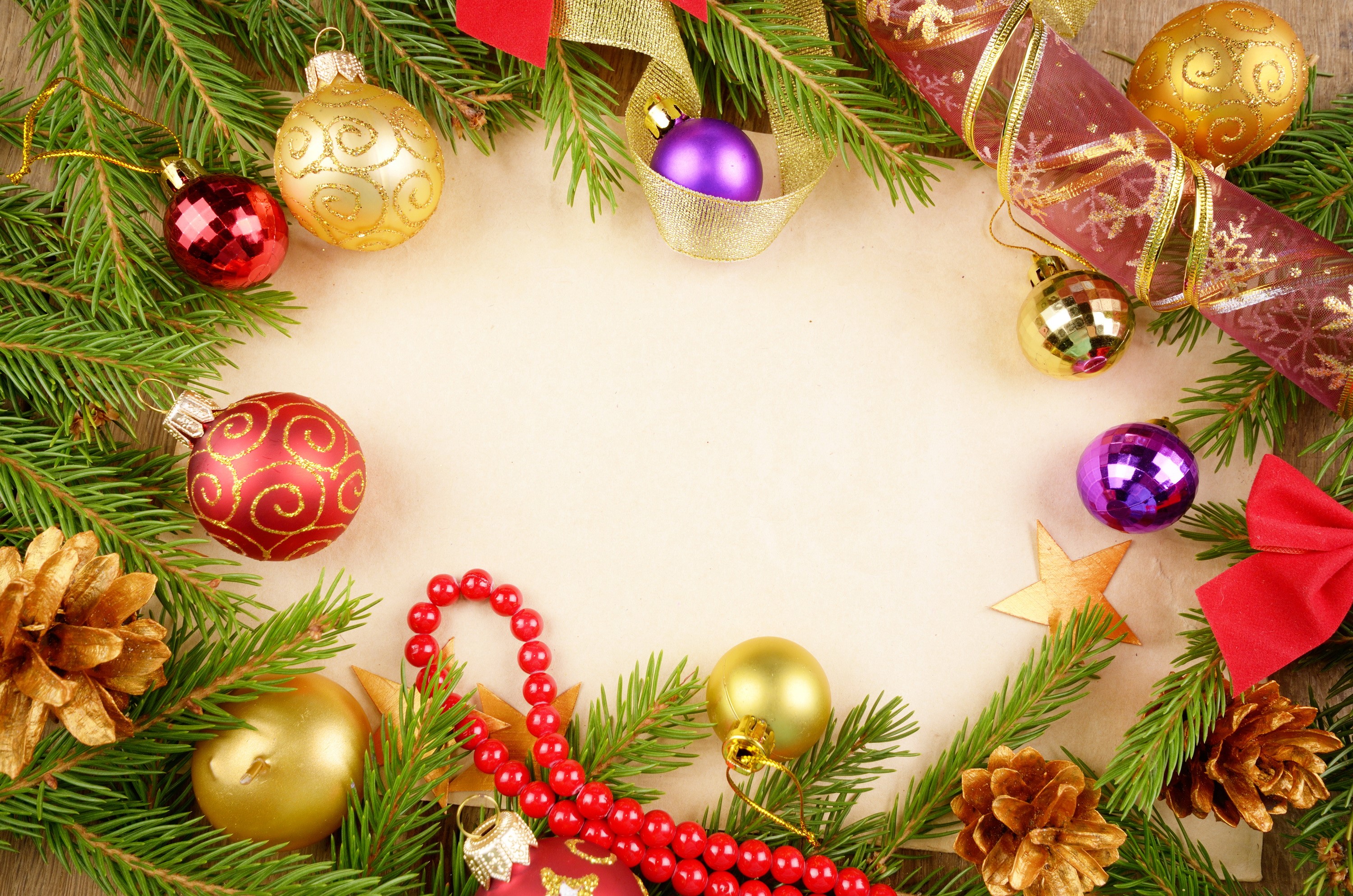 Christmas Decorations with Pine Cones and Ornaments HD Wallpaper