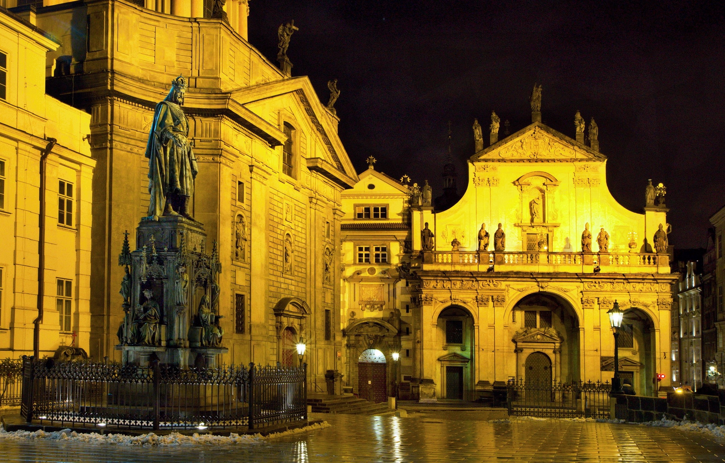 Statue of King Charles IV in Prague at Night HD Wallpaper