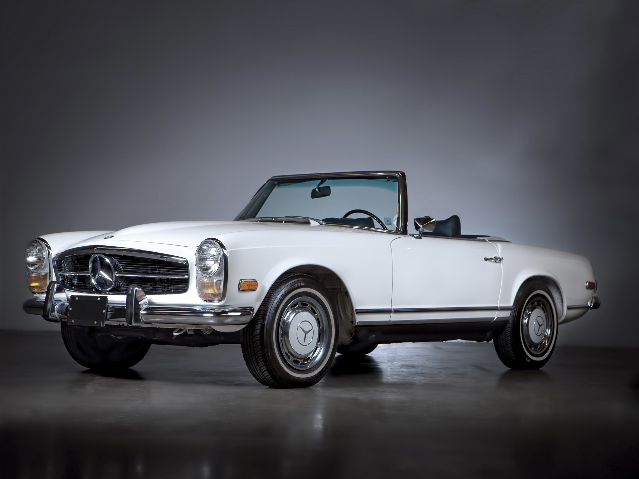White Mercedes-Benz 280 SL Convertible HD Wallpaper