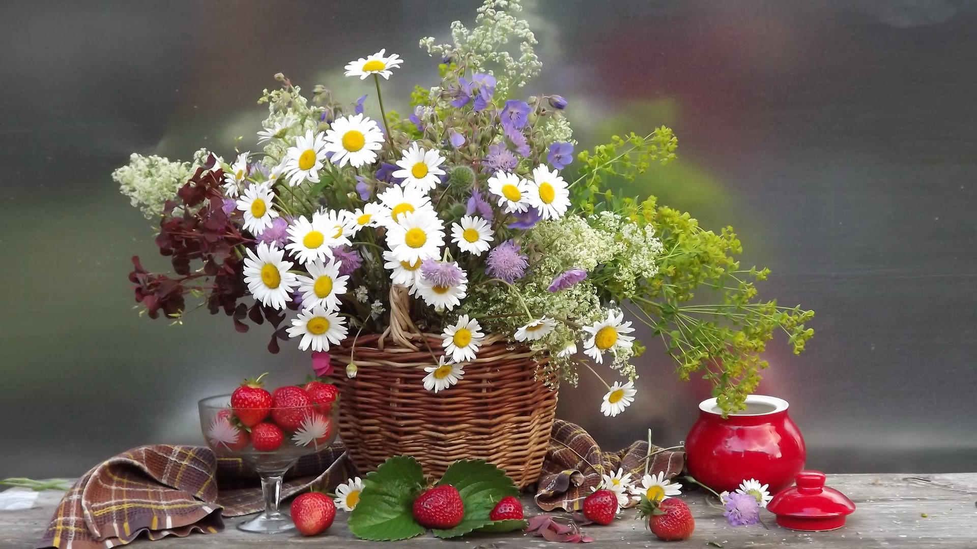 Still life with wildflowers and strawberries HD Wallpaper