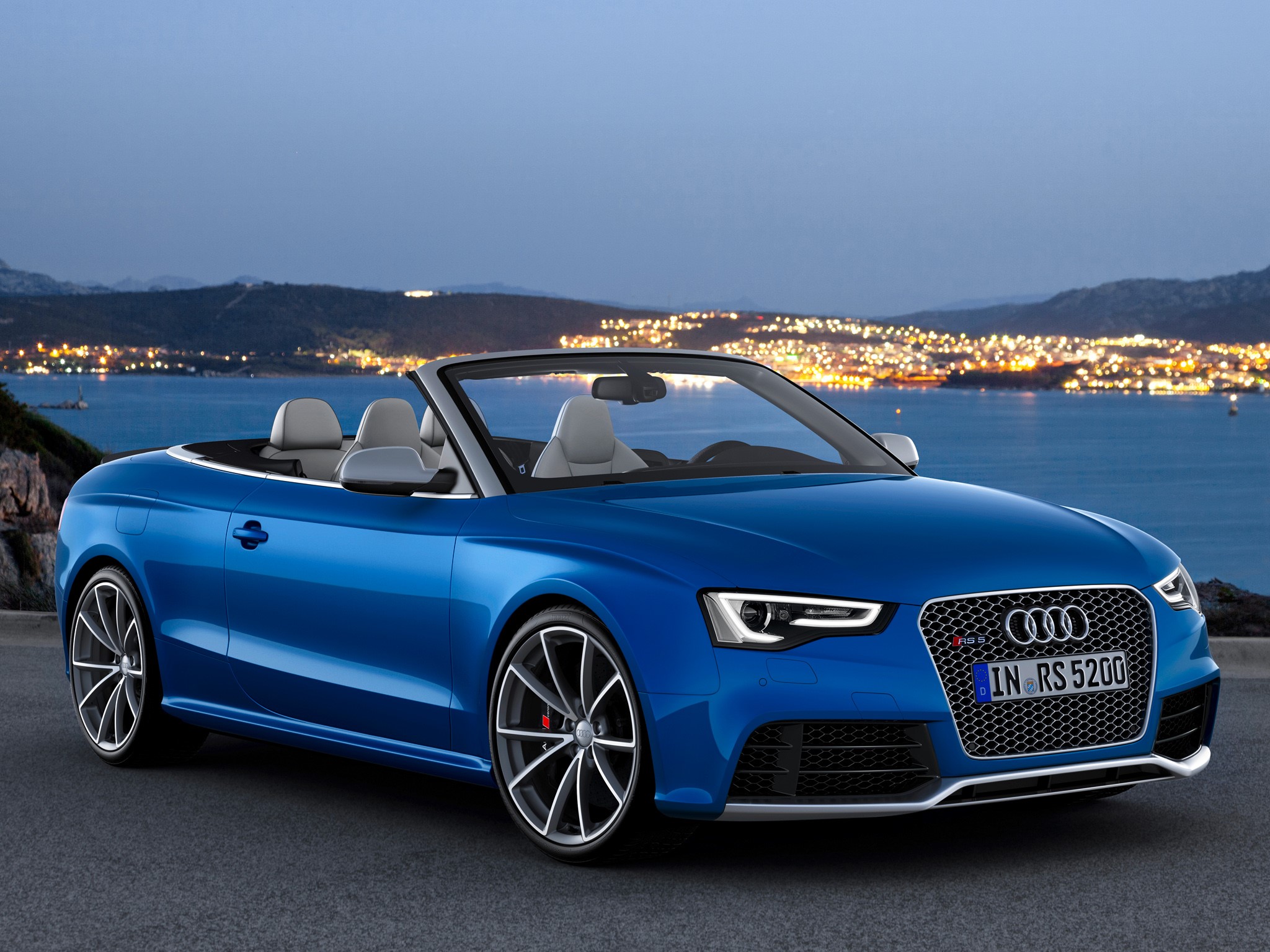 Audi RS5 Cabriolet HD Wallpaper