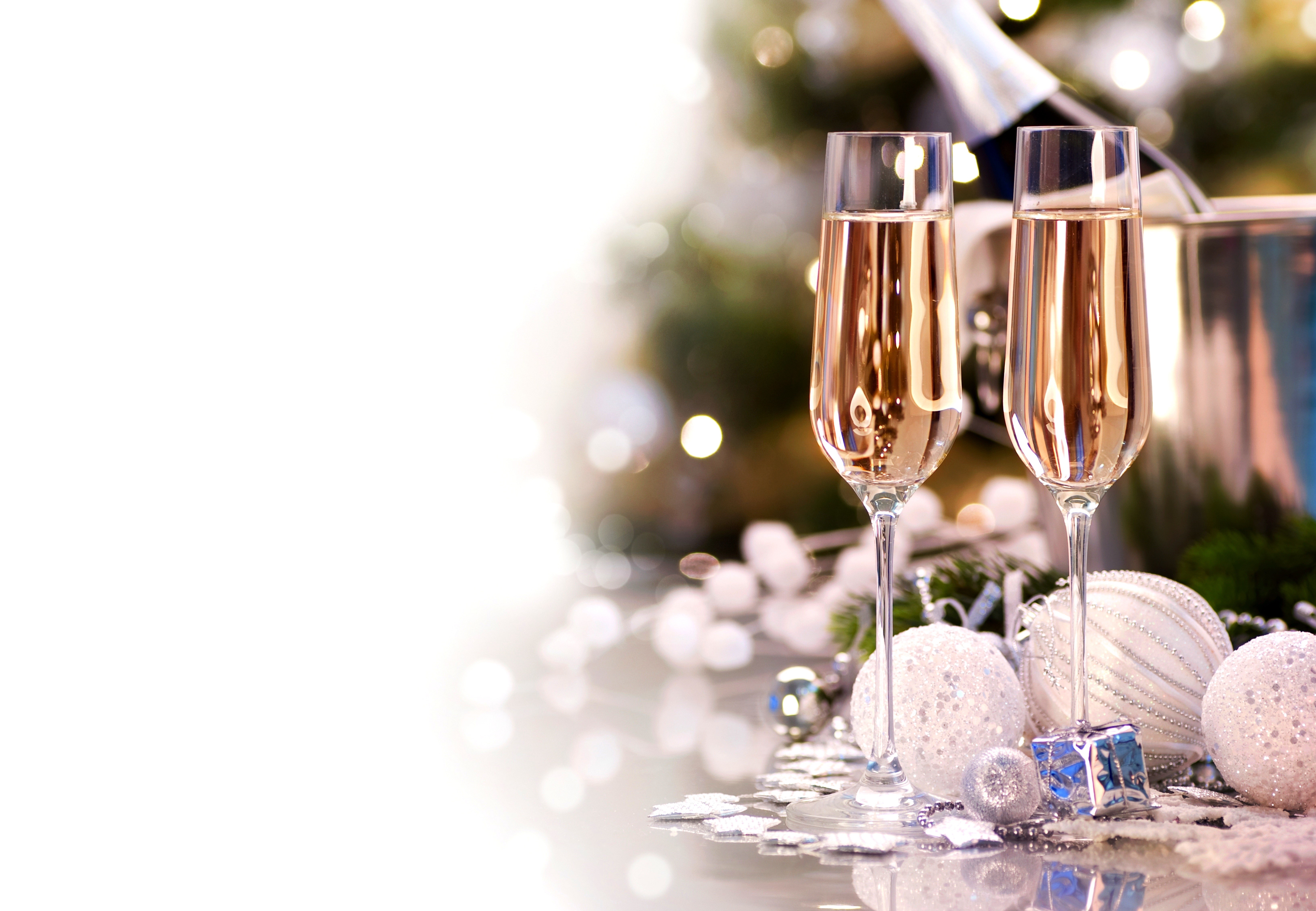 Champagne glasses and Christmas decorations HD Wallpaper