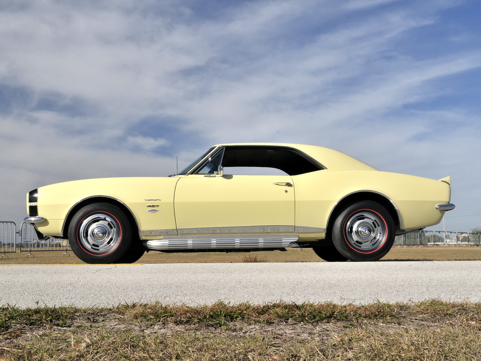 1967 Chevrolet Camaro Yenko SS 427 HD Wallpaper