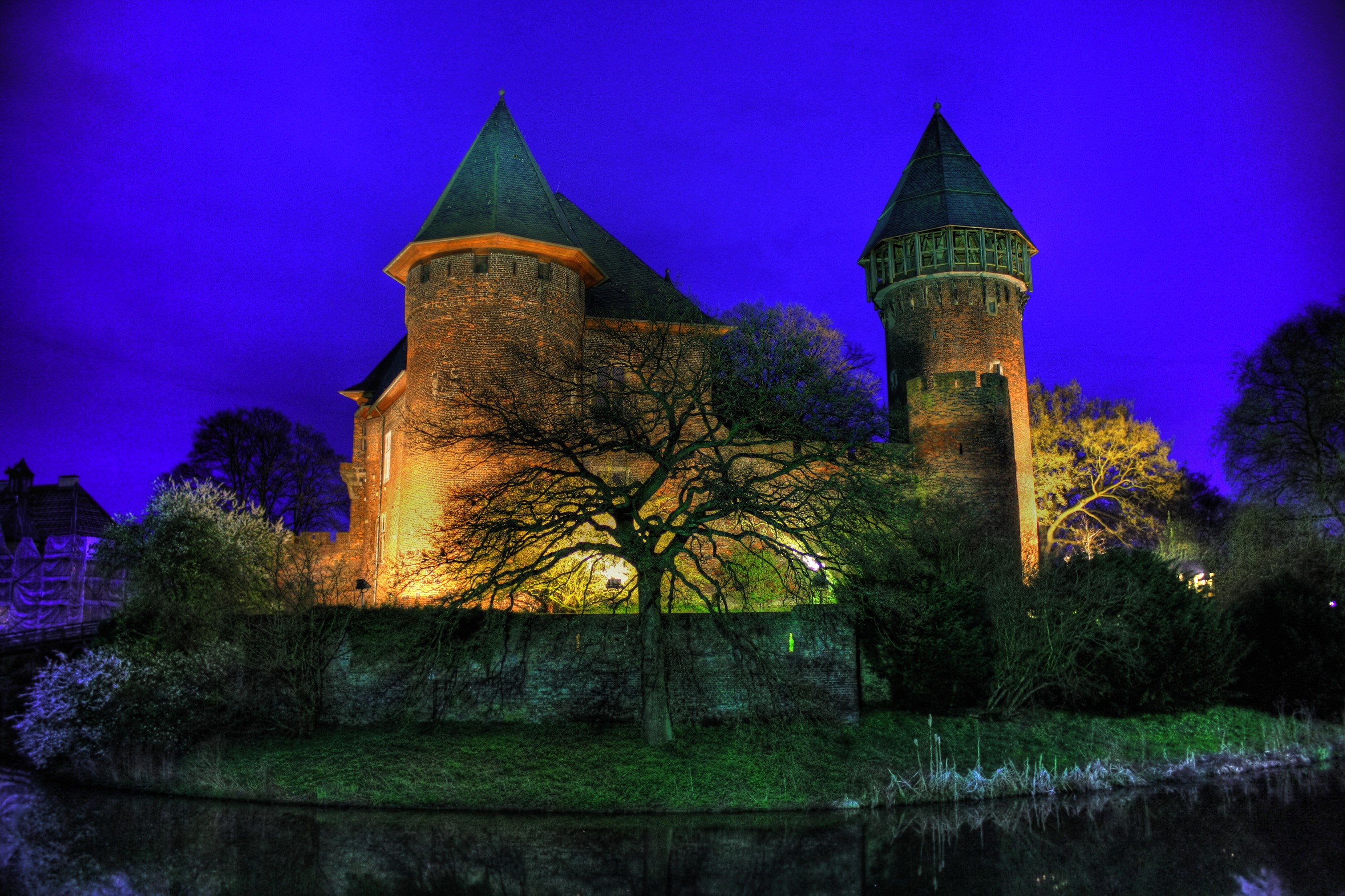 Krefeld Burg Linn castle at night with HDR effect HD Wallpaper
