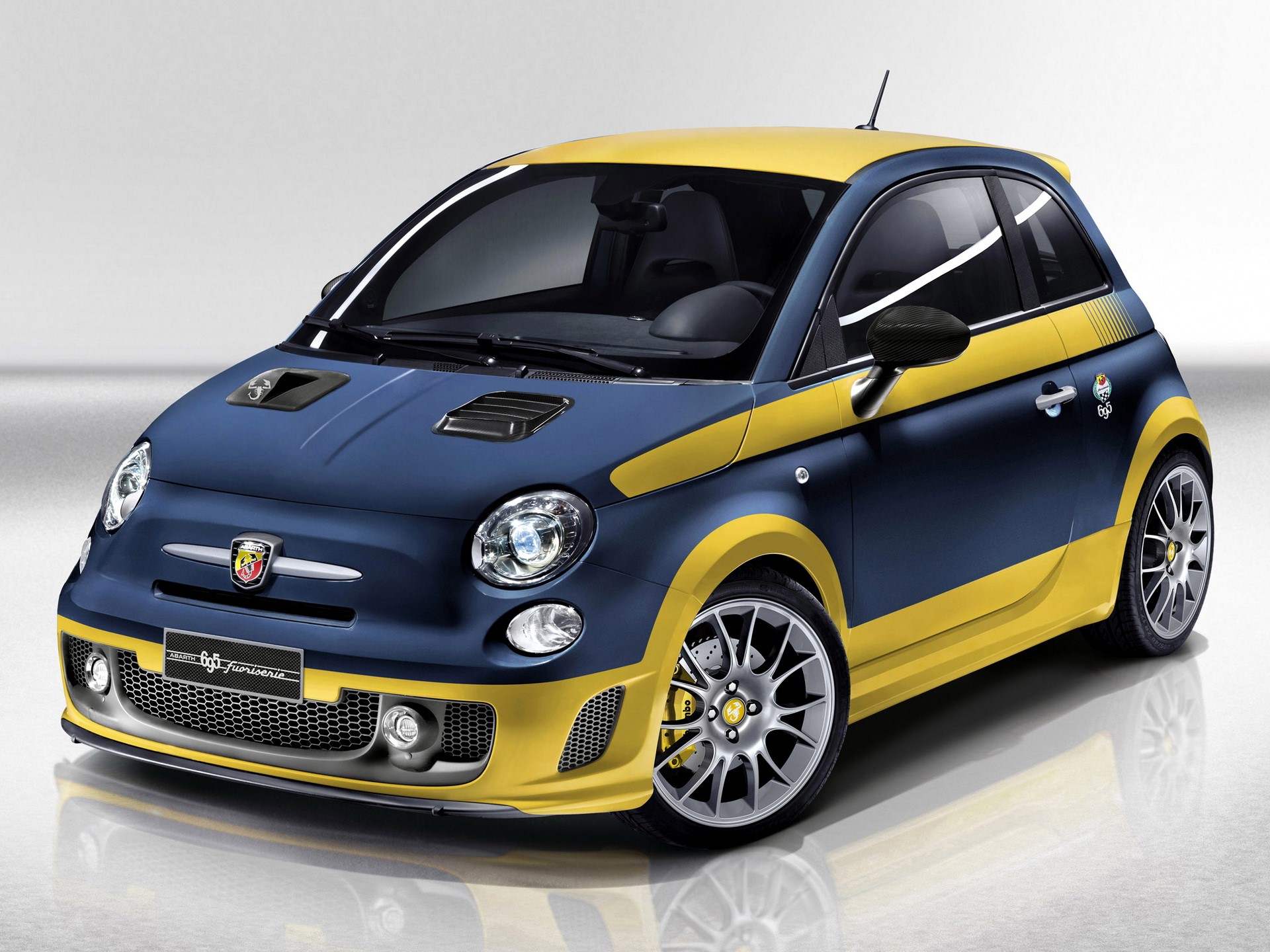 Blue and yellow Abarth 500 with racing stripes HD Wallpaper