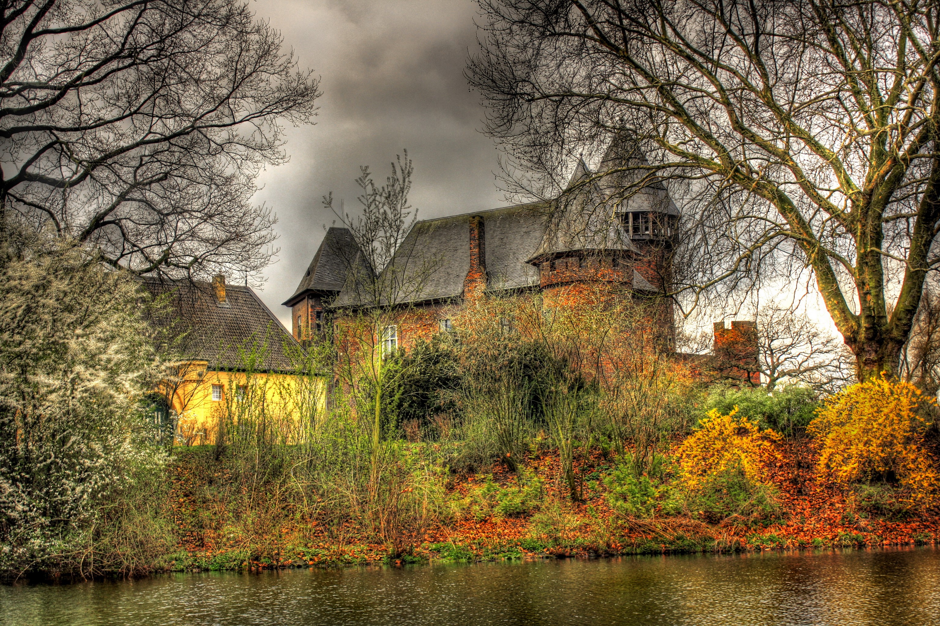 Krefeld Burg Linn Castle in Germany HD Wallpaper