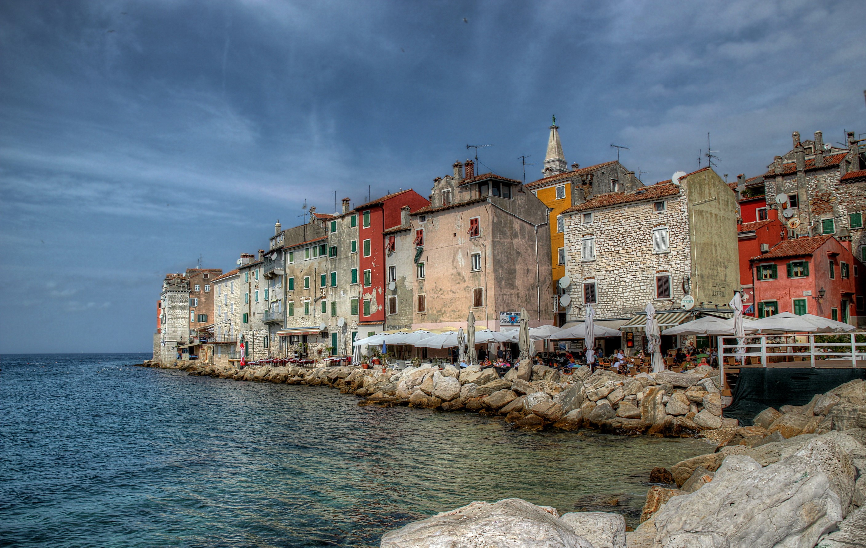 Colorful buildings on the coast of Croatia with rocky shore HD Wallpaper
