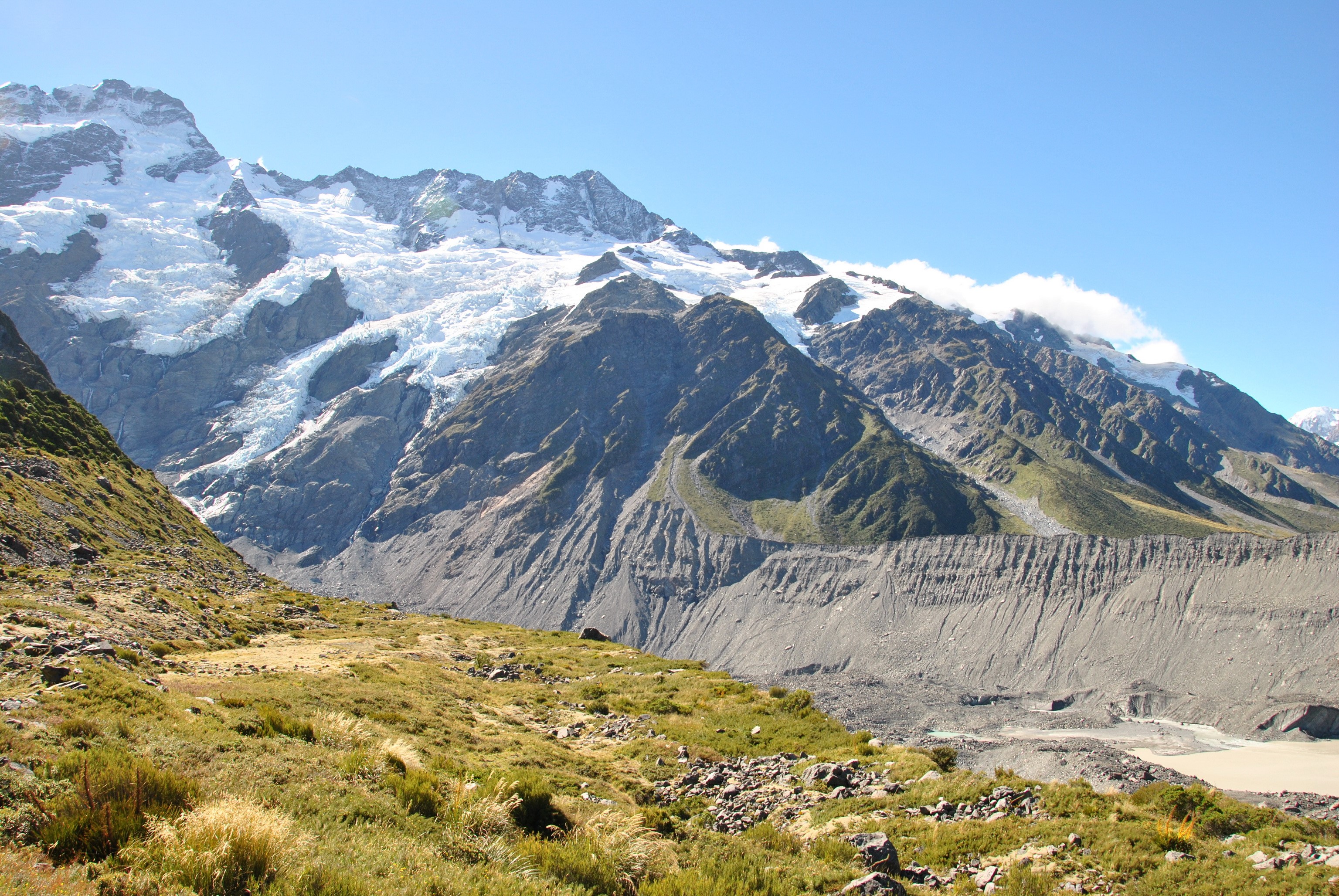 Snow-capped mountains and glacial valley in New Zealand HD Wallpaper
