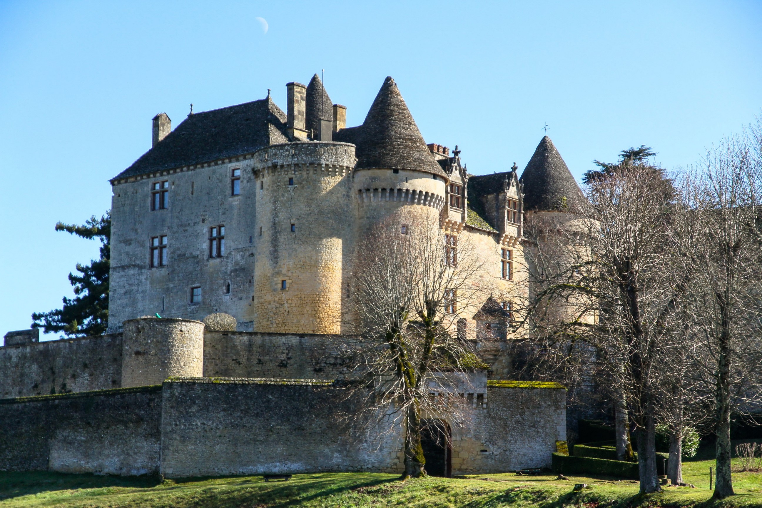 Chateau de Beynac in France HD Wallpaper
