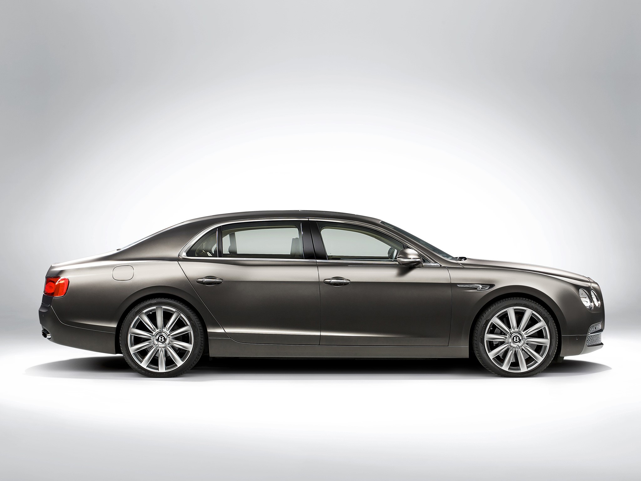 Bentley Flying Spur sedan, side view HD Wallpaper