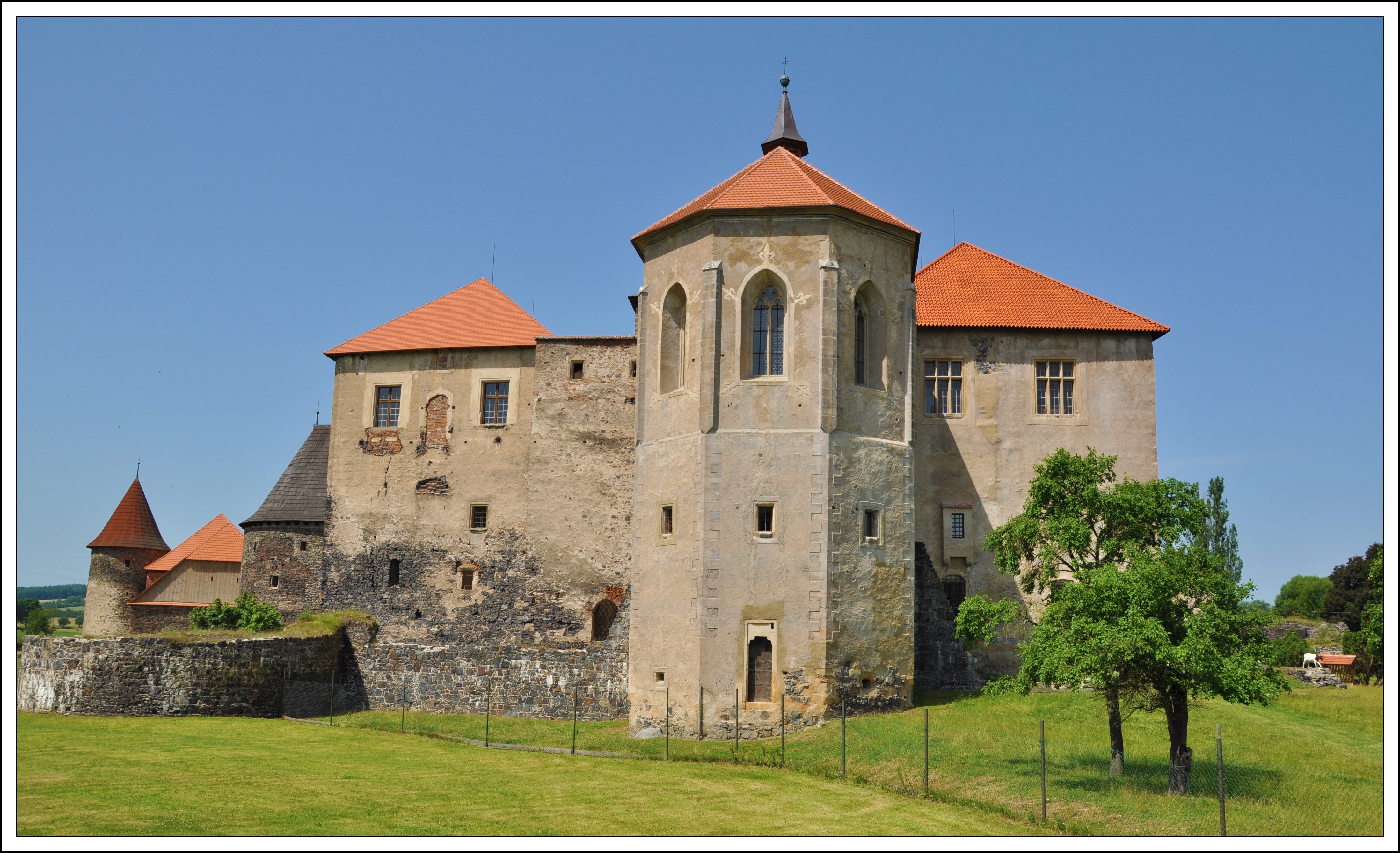 4K Svihov Castle in Czech Republic HD Wallpaper