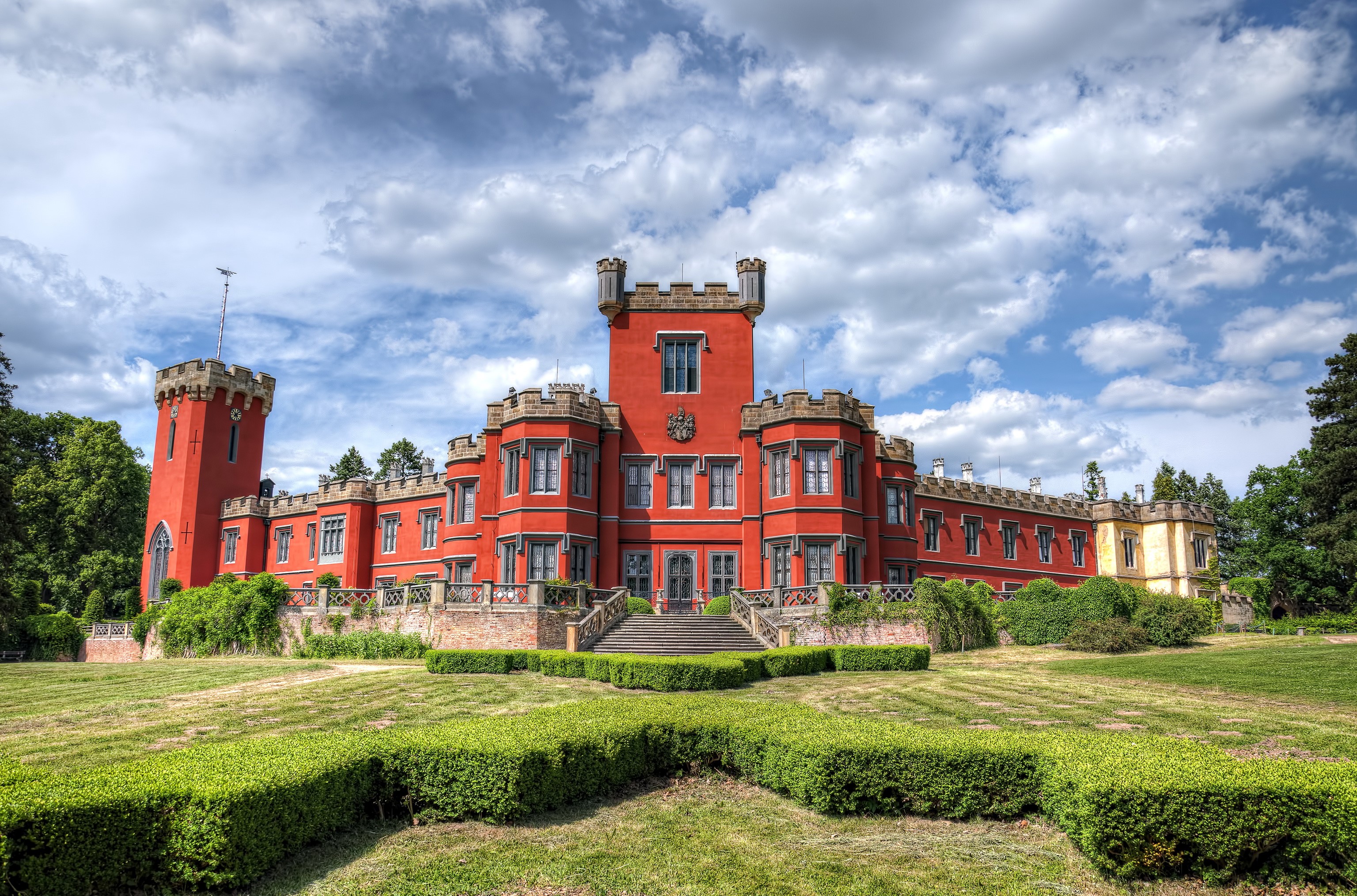 Hradek u Nechanic Castle in Czech Republic HD Wallpaper