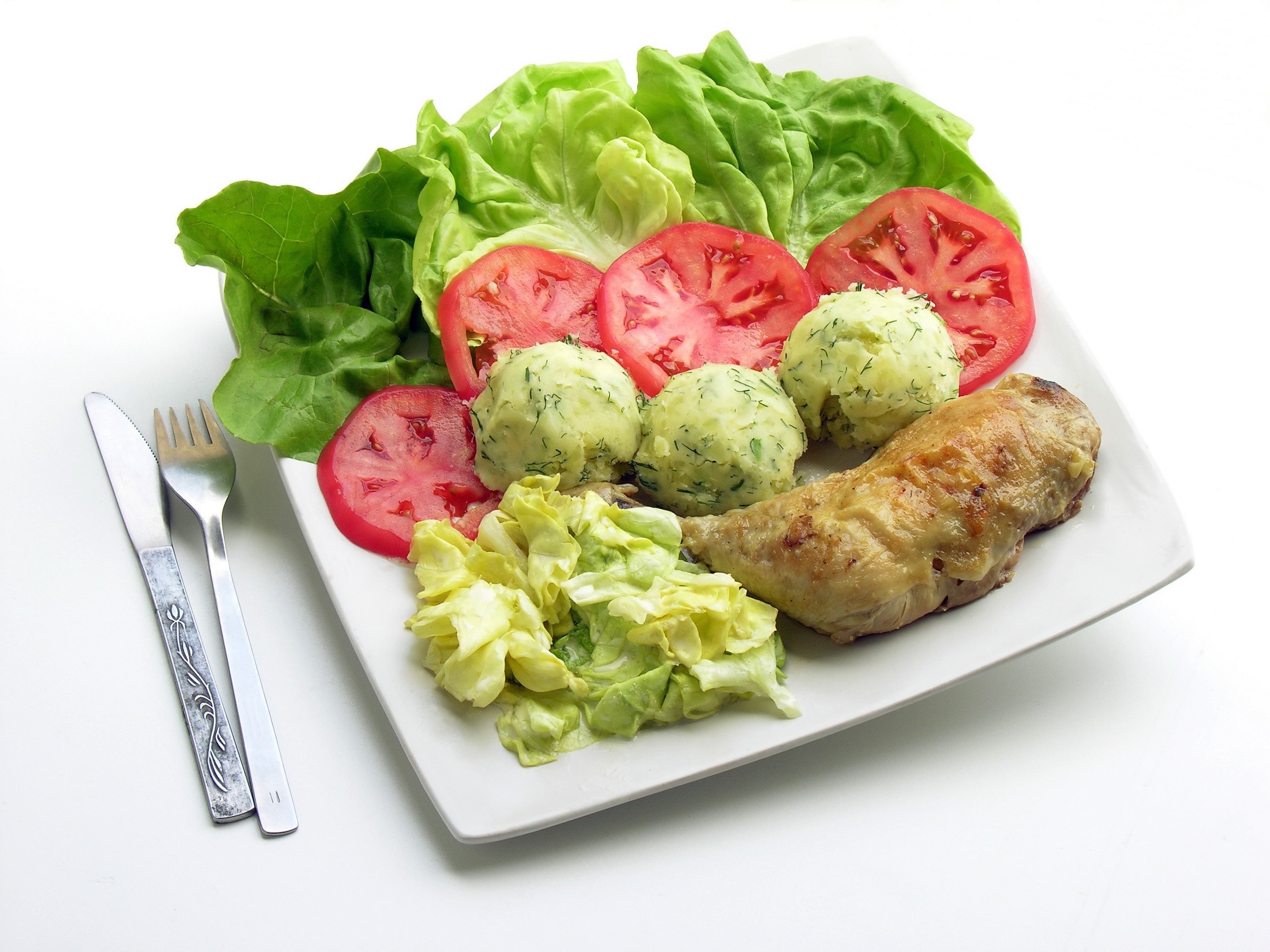 Chicken leg with mashed potatoes and salad HD Wallpaper