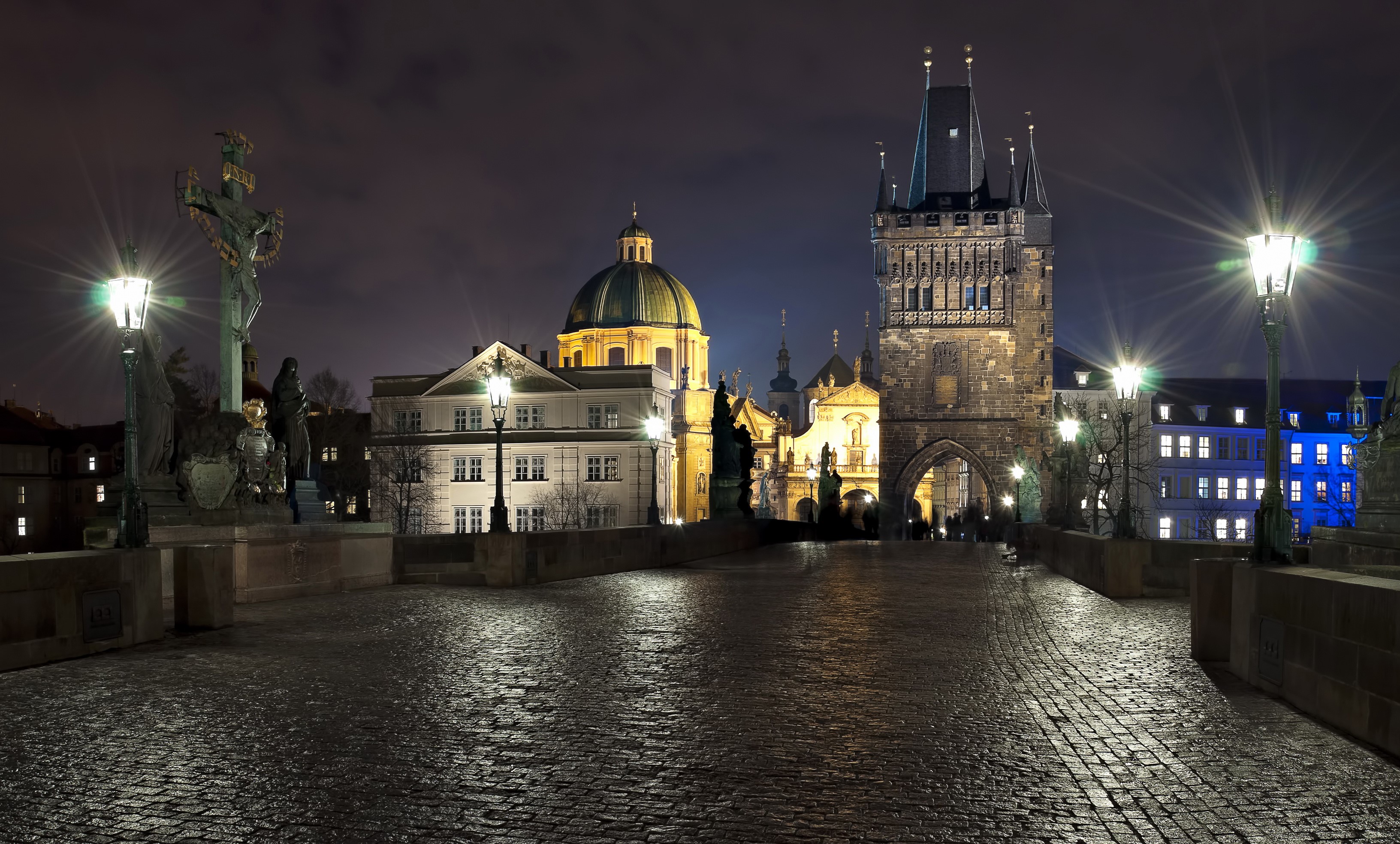 Charles Bridge at Night, Prague, Czech Republic HD Wallpaper