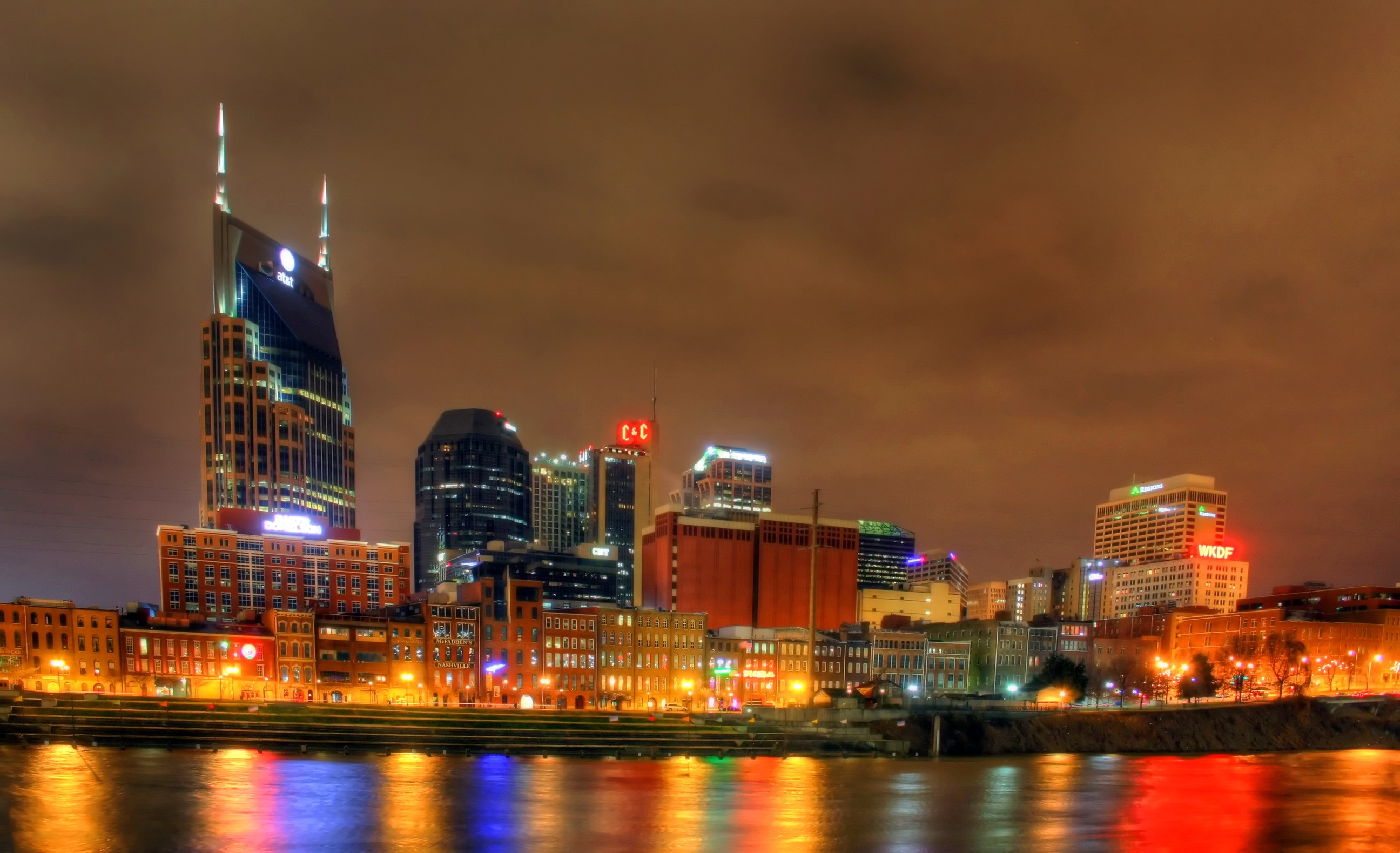 Nashville skyline at night with river HD Wallpaper