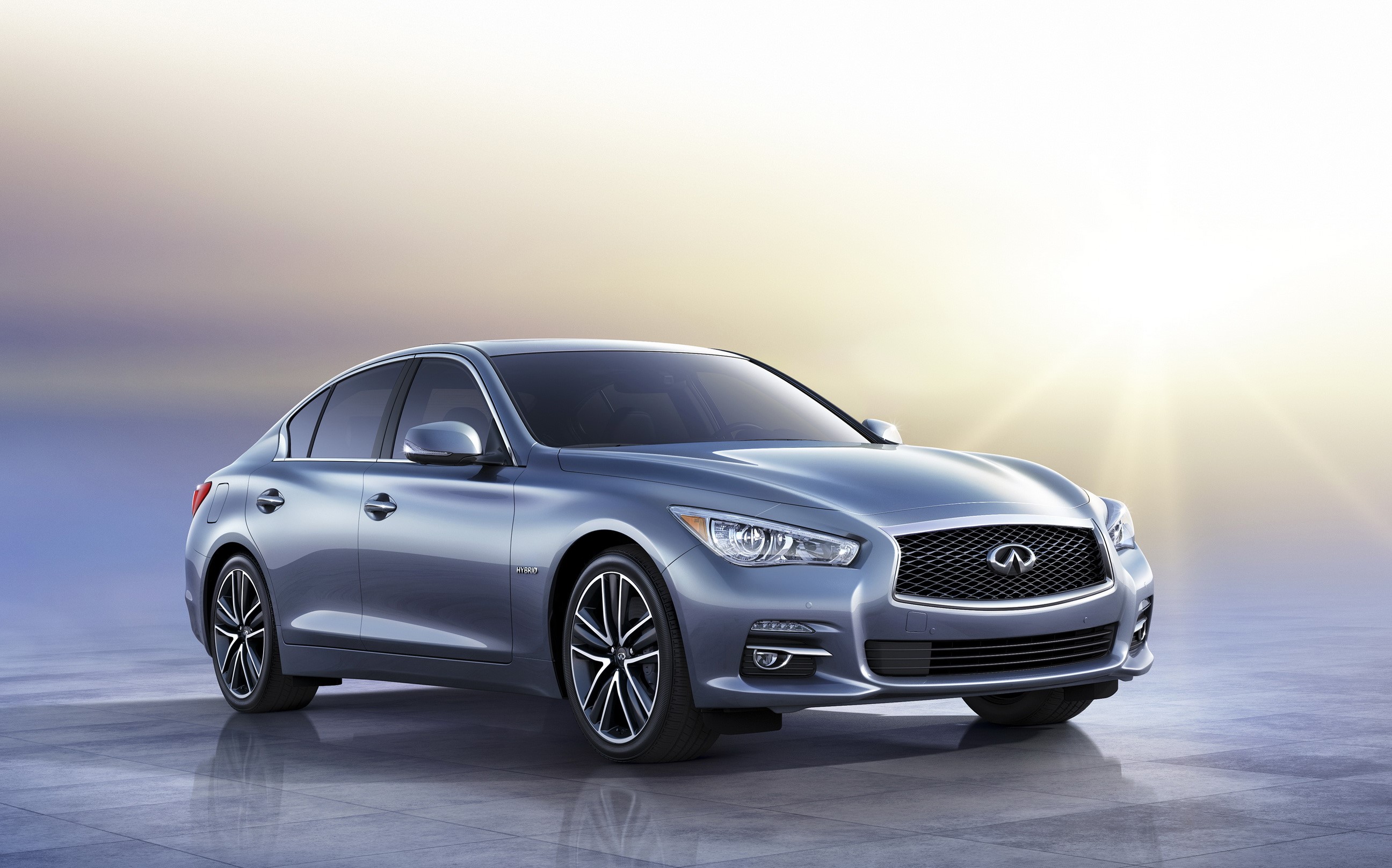 2013 Infiniti Q50 Sedan HD Wallpaper