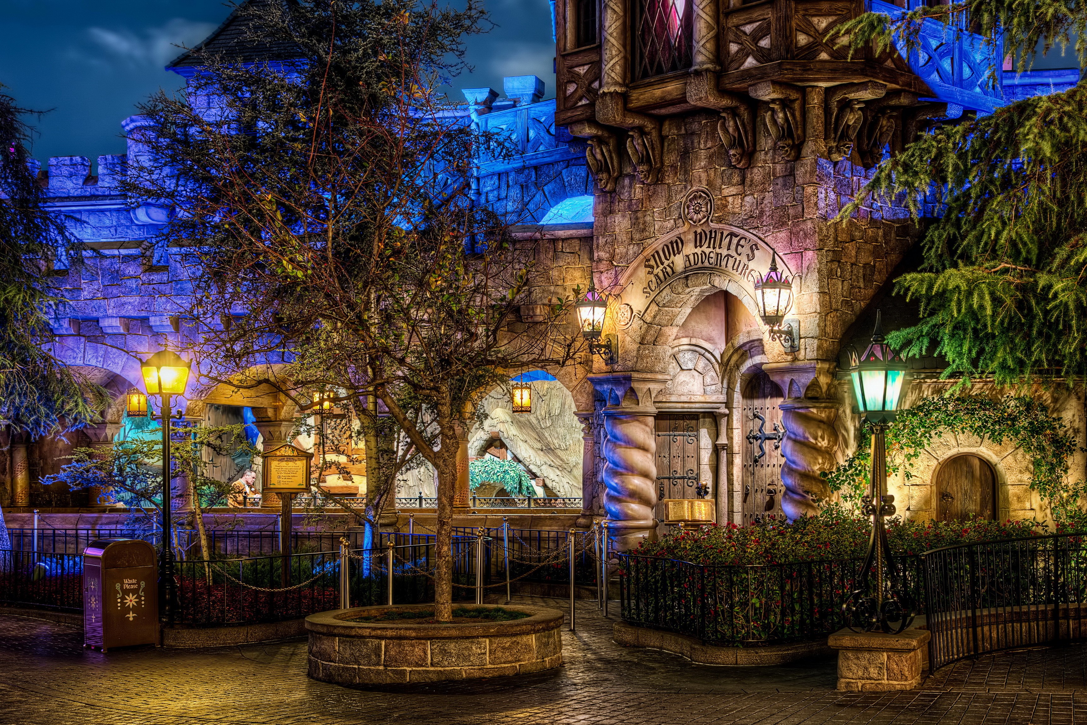 Snow White's Scary Adventures at Disneyland at Night HD Wallpaper