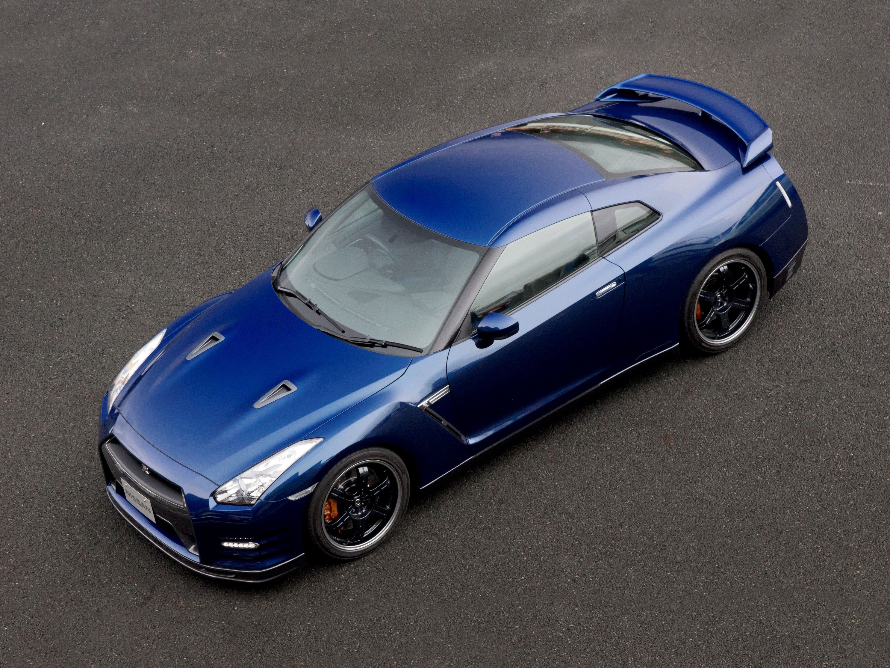 Blue 2011 Nissan GT-R R35 Track Pack HD Wallpaper
