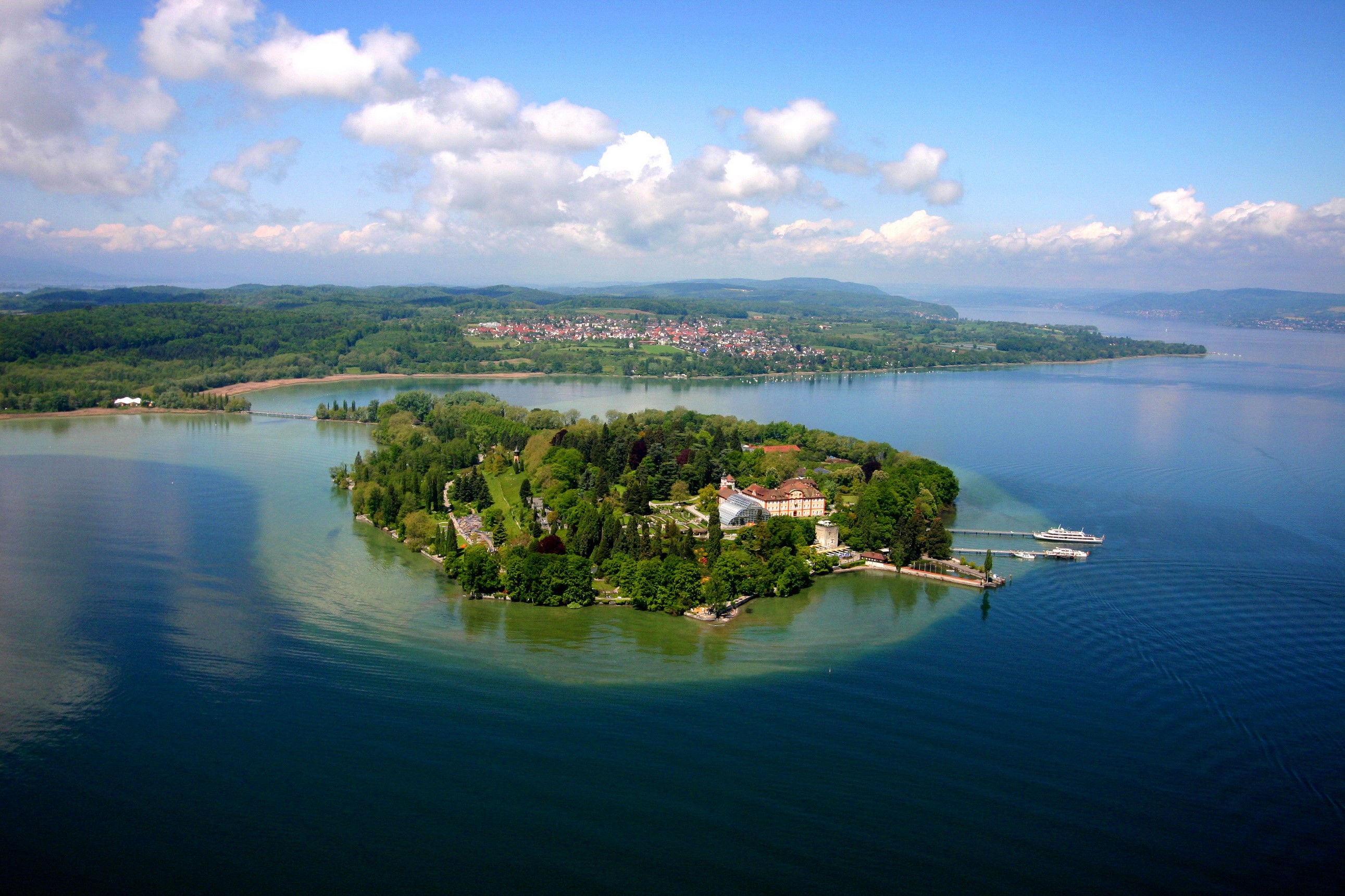 Island Mainau, Germany, from above HD Wallpaper