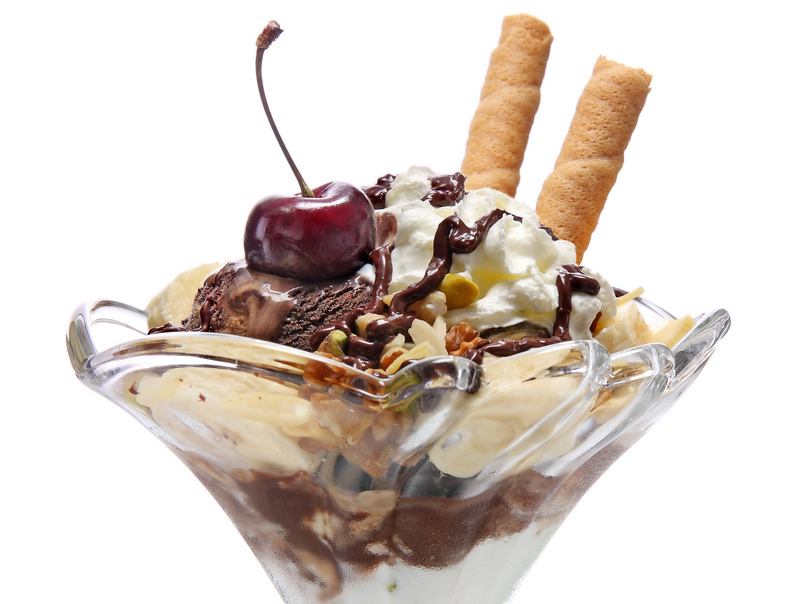 Ice cream sundae with cherry and chocolate HD Wallpaper