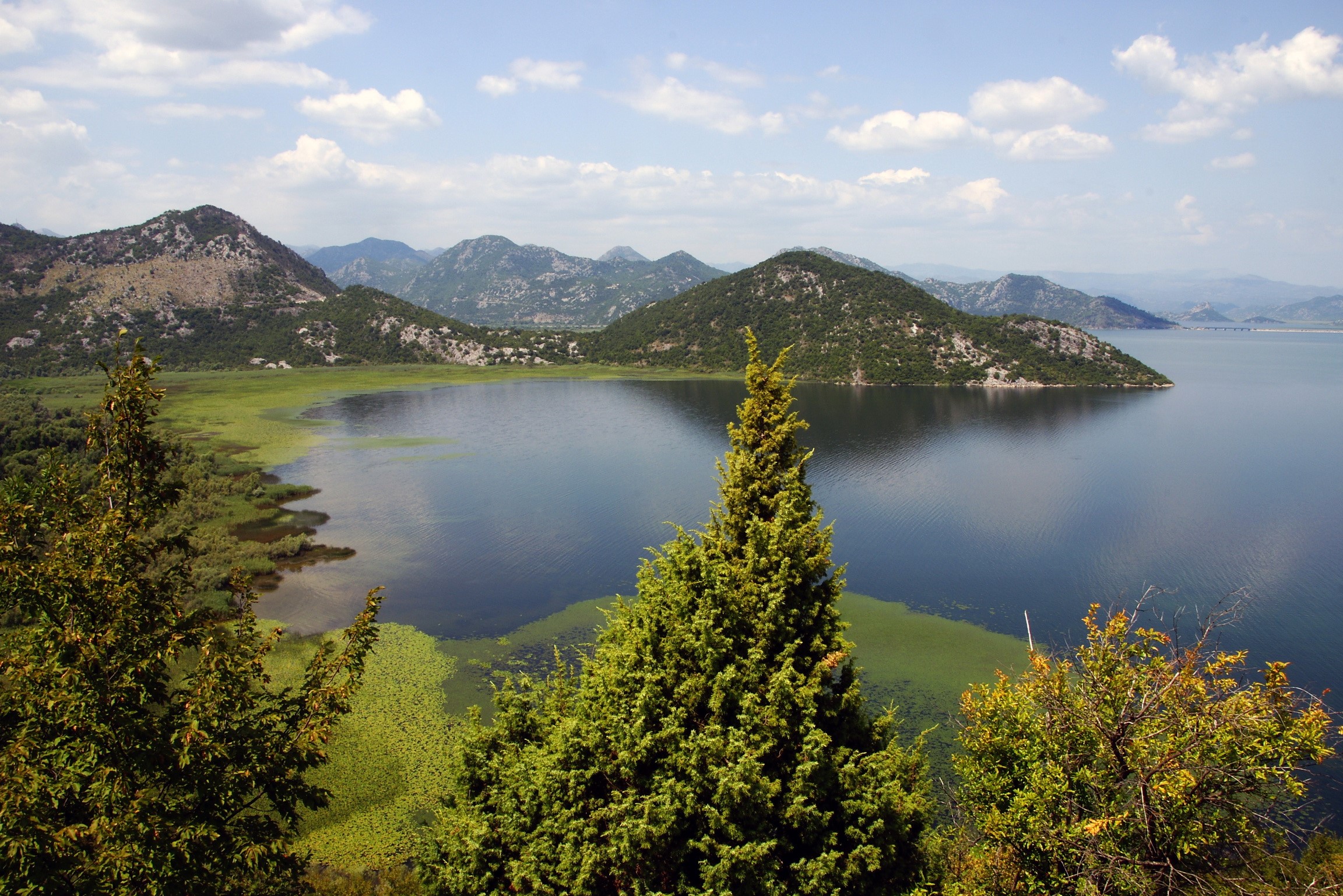 Lake Skadar, Montenegro Scenery with Mountains HD Wallpaper