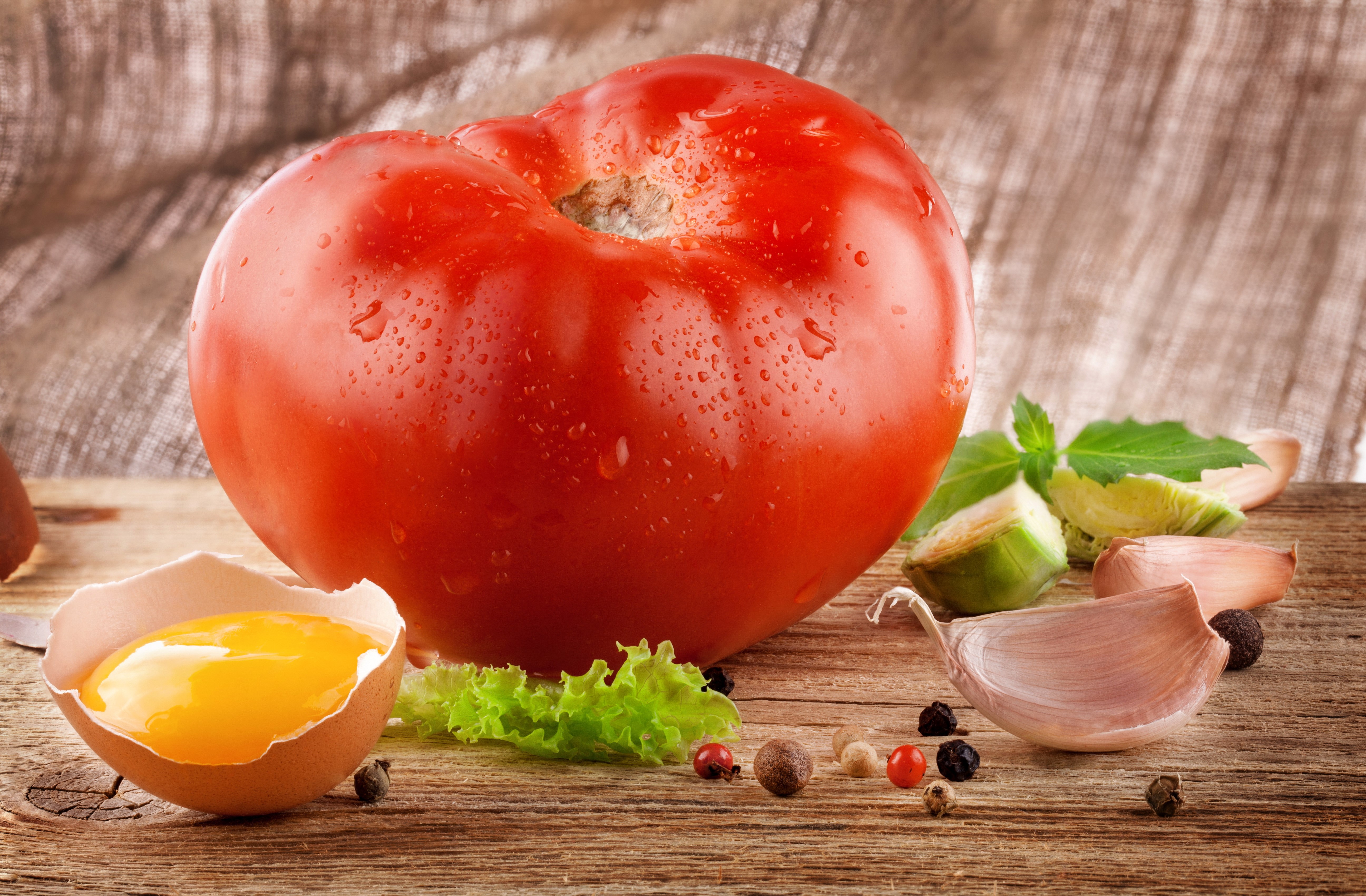Tomato, Egg, Garlic, and Spices on Wooden Table HD Wallpaper