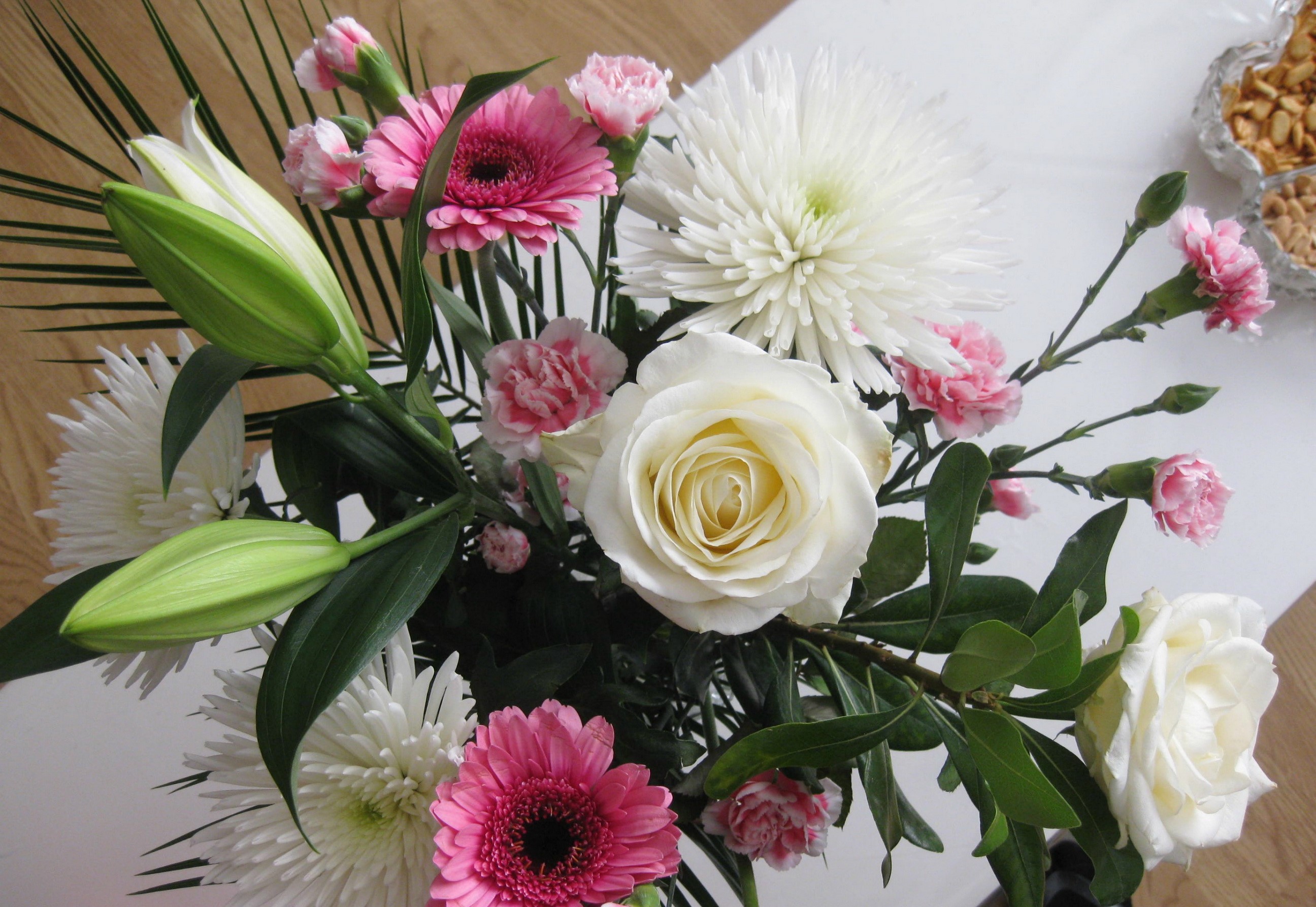 Bouquet of Roses, Gerberas, and Asters HD Wallpaper