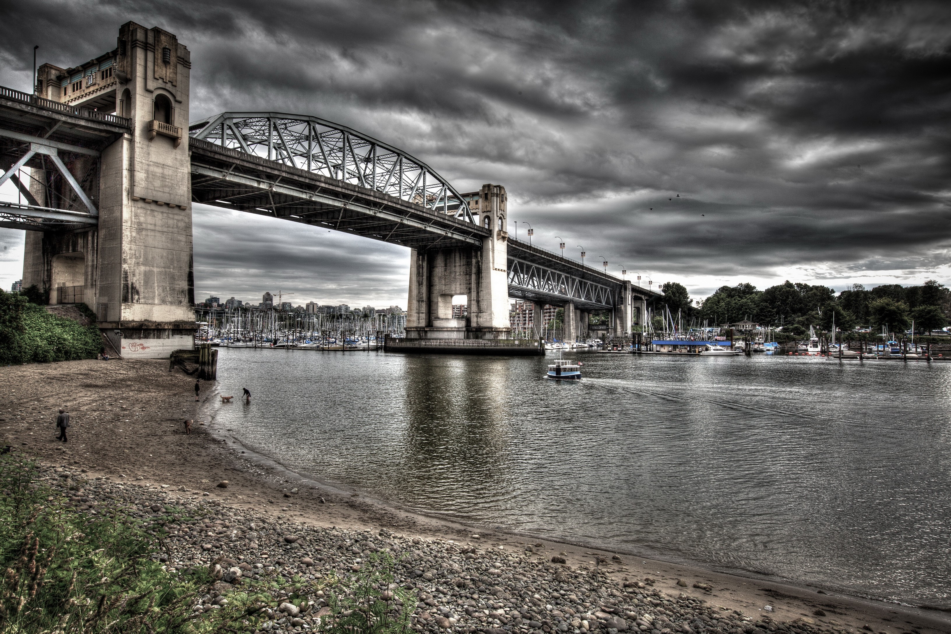 Burrard Bridge over False Creek, Vancouver, Canada HD Wallpaper