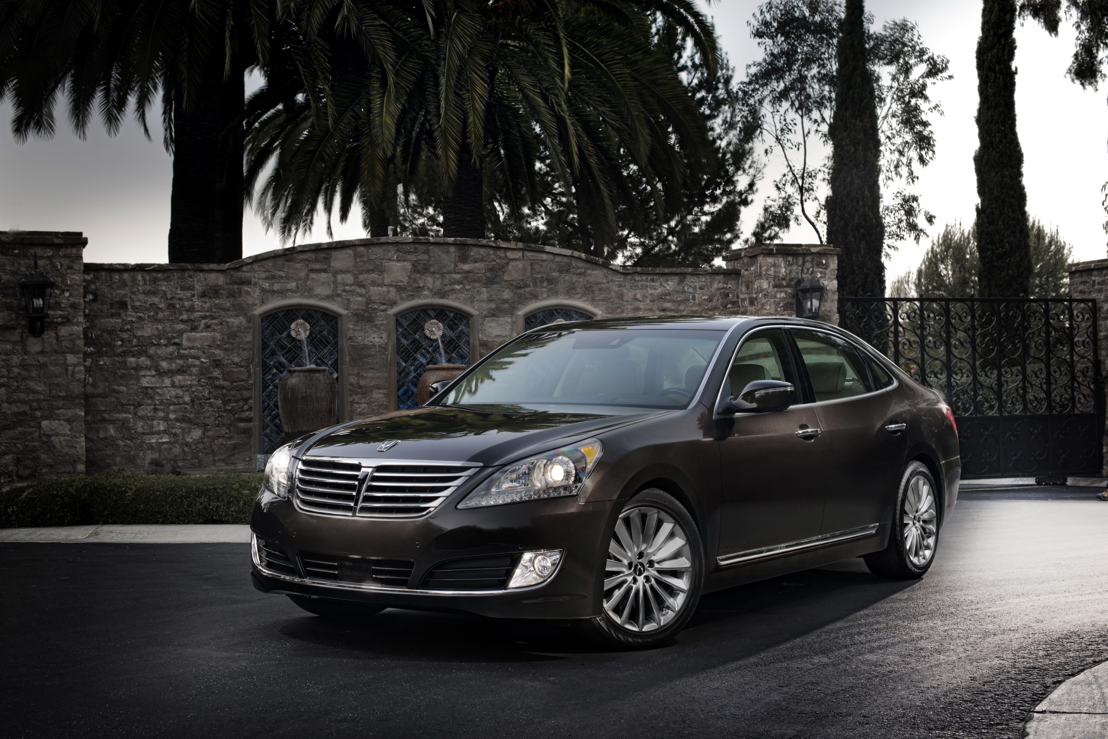 4K 2014 Hyundai Equus Sedan HD Wallpaper
