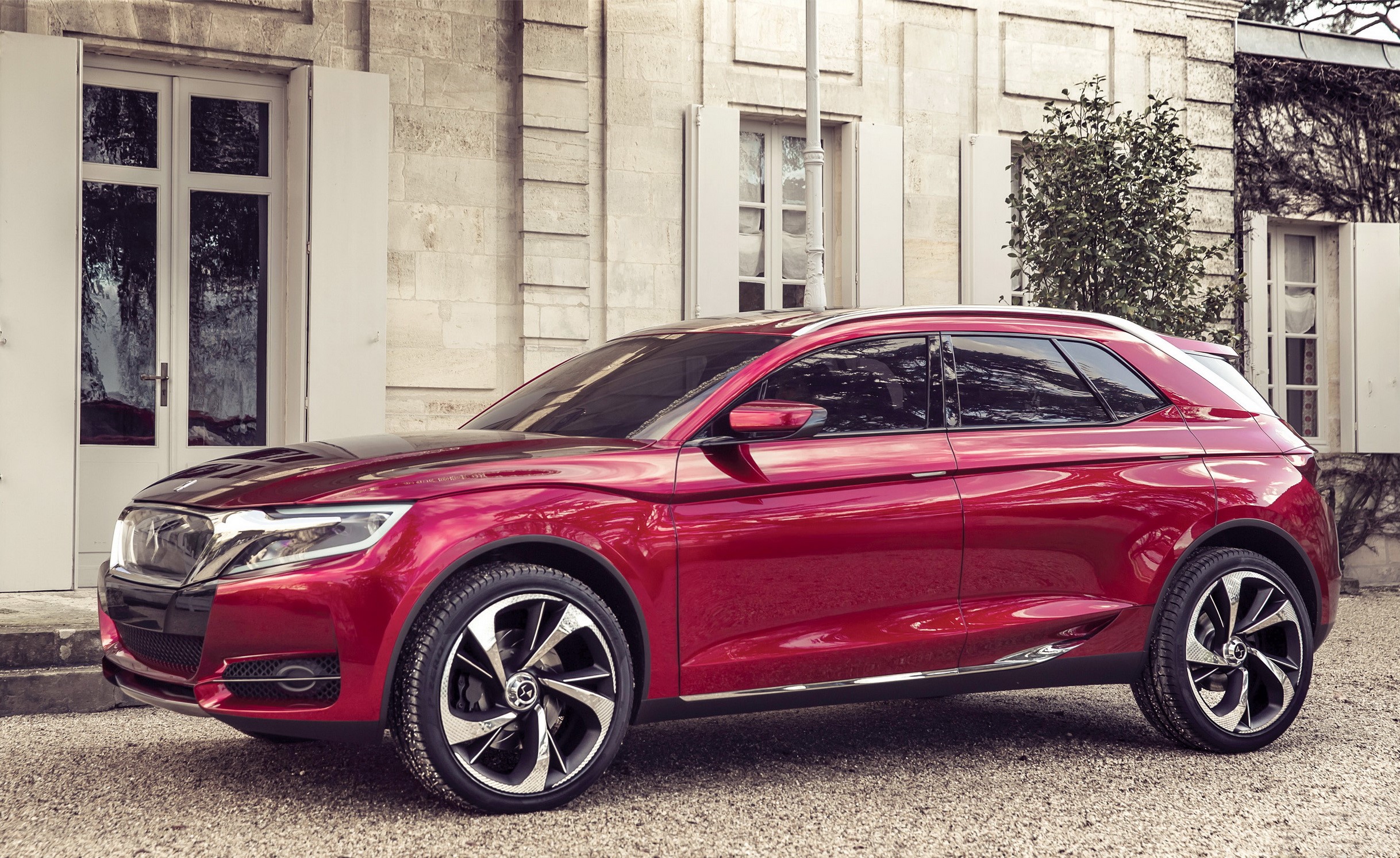 2013 DS Wild Rubis concept car in wine color HD Wallpaper