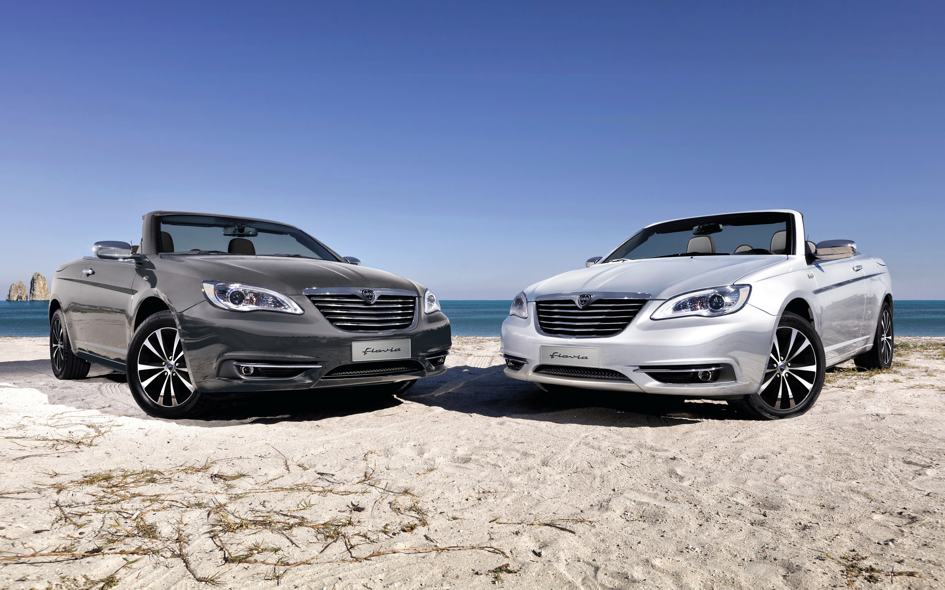 Two Lancia Flavia Cabriolets on a Beach HD Wallpaper