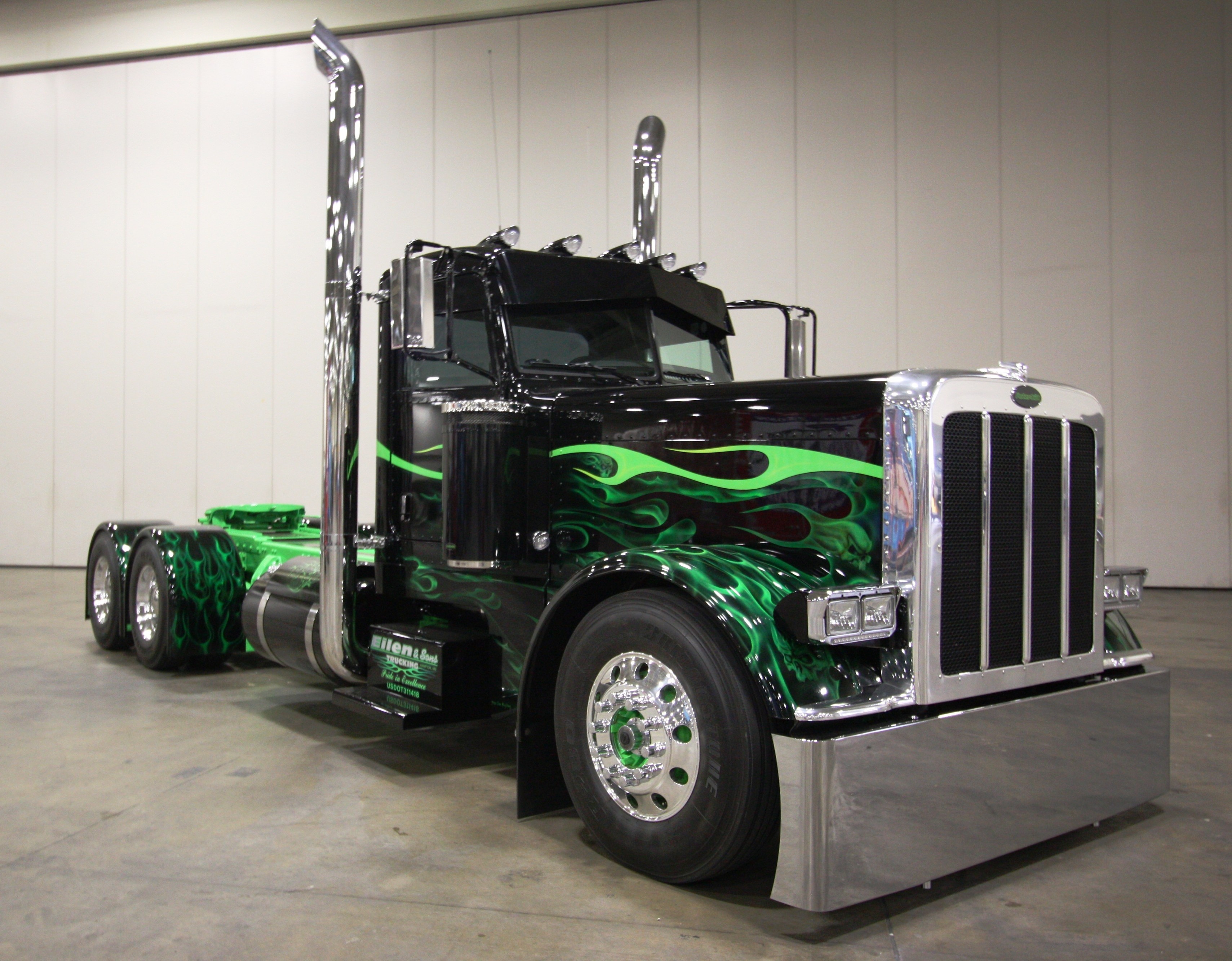 Black Peterbilt Truck with Green Flames HD Wallpaper
