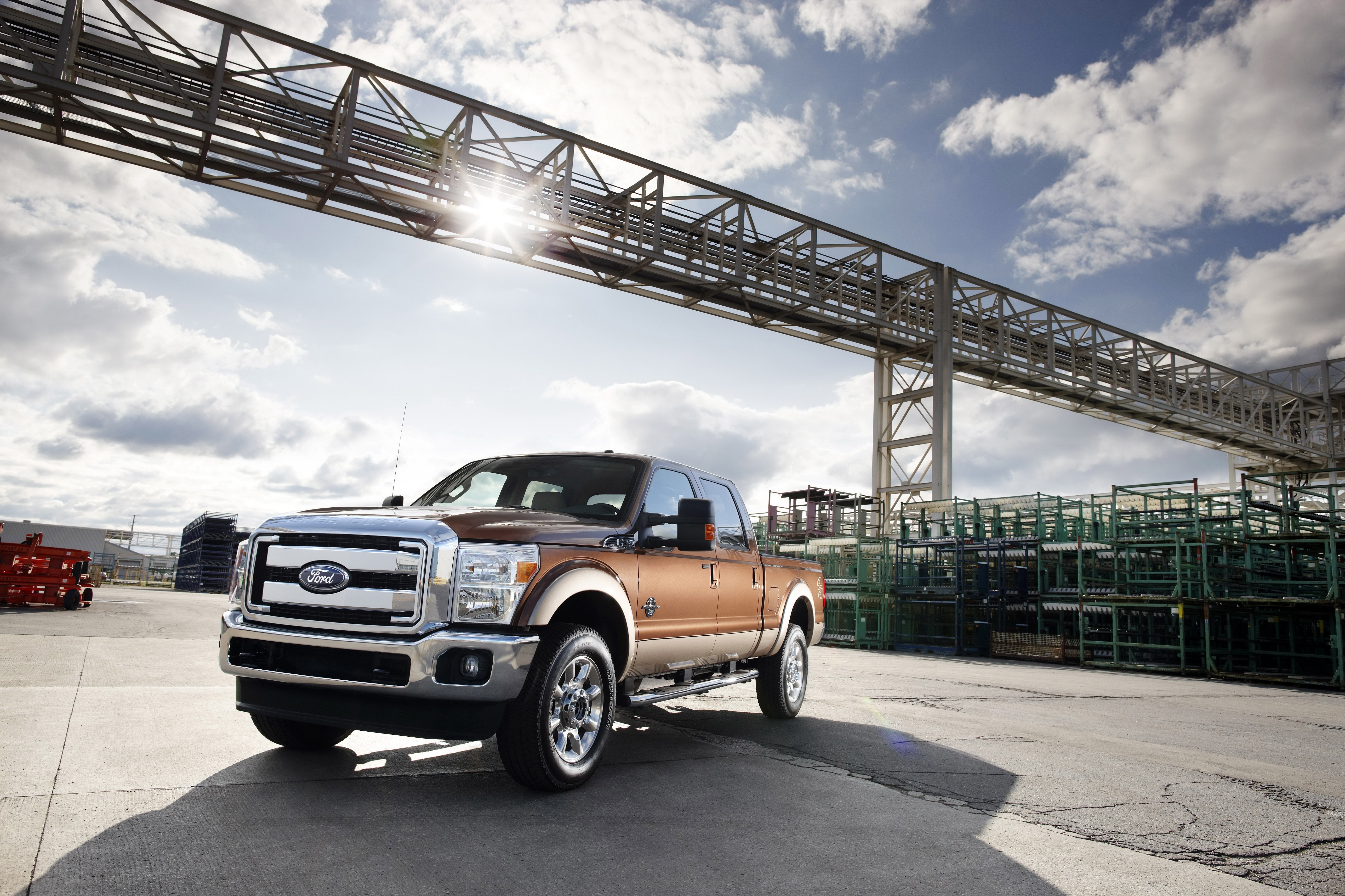 Ford Super Duty truck under industrial structure HD Wallpaper