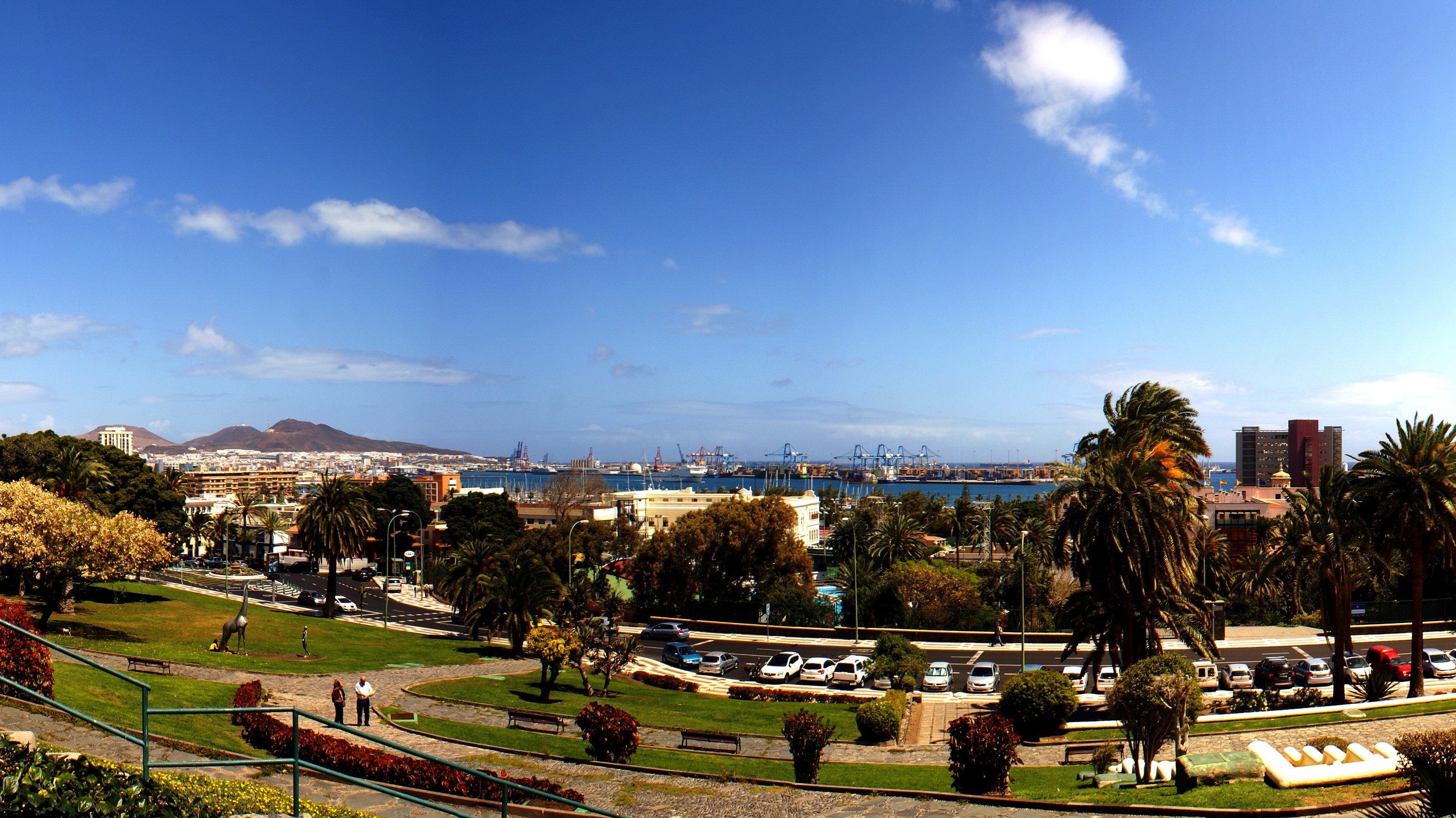 Panoramic view of Las Palmas, Gran Canaria, Spain HD Wallpaper