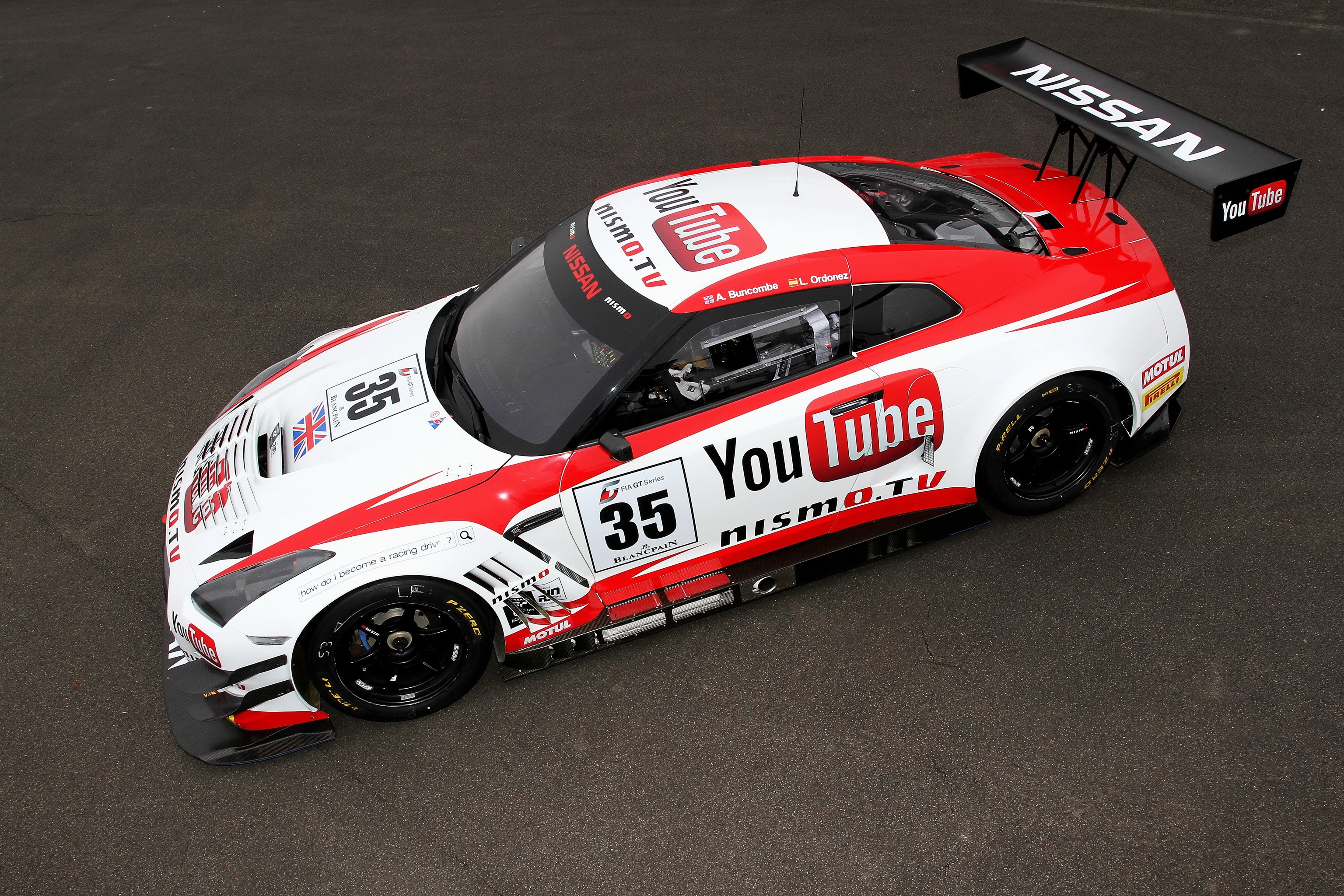 Nissan GT-R R35 YouTube Race Car HD Wallpaper
