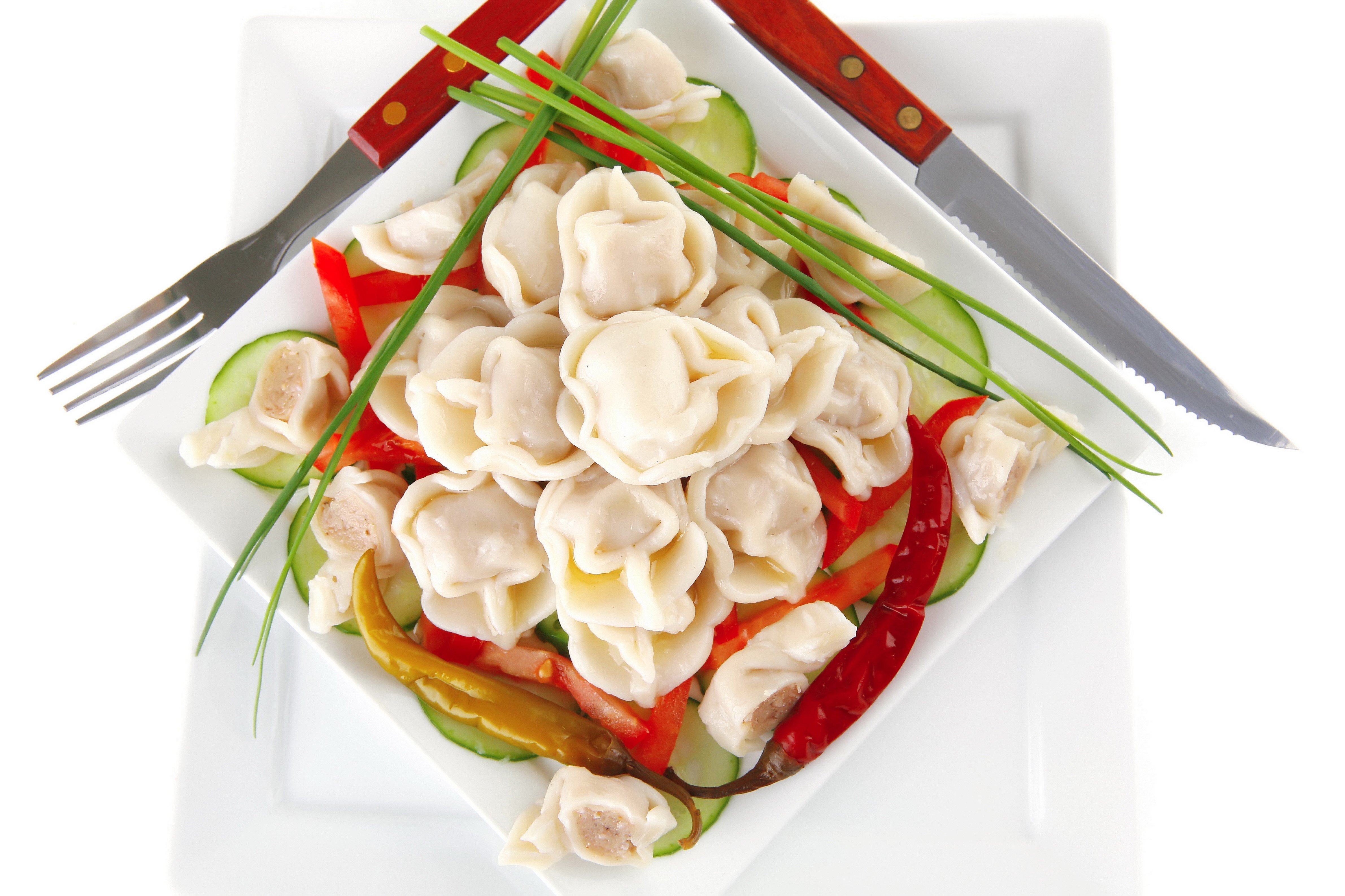 Pelmeni with vegetables and chili peppers HD Wallpaper