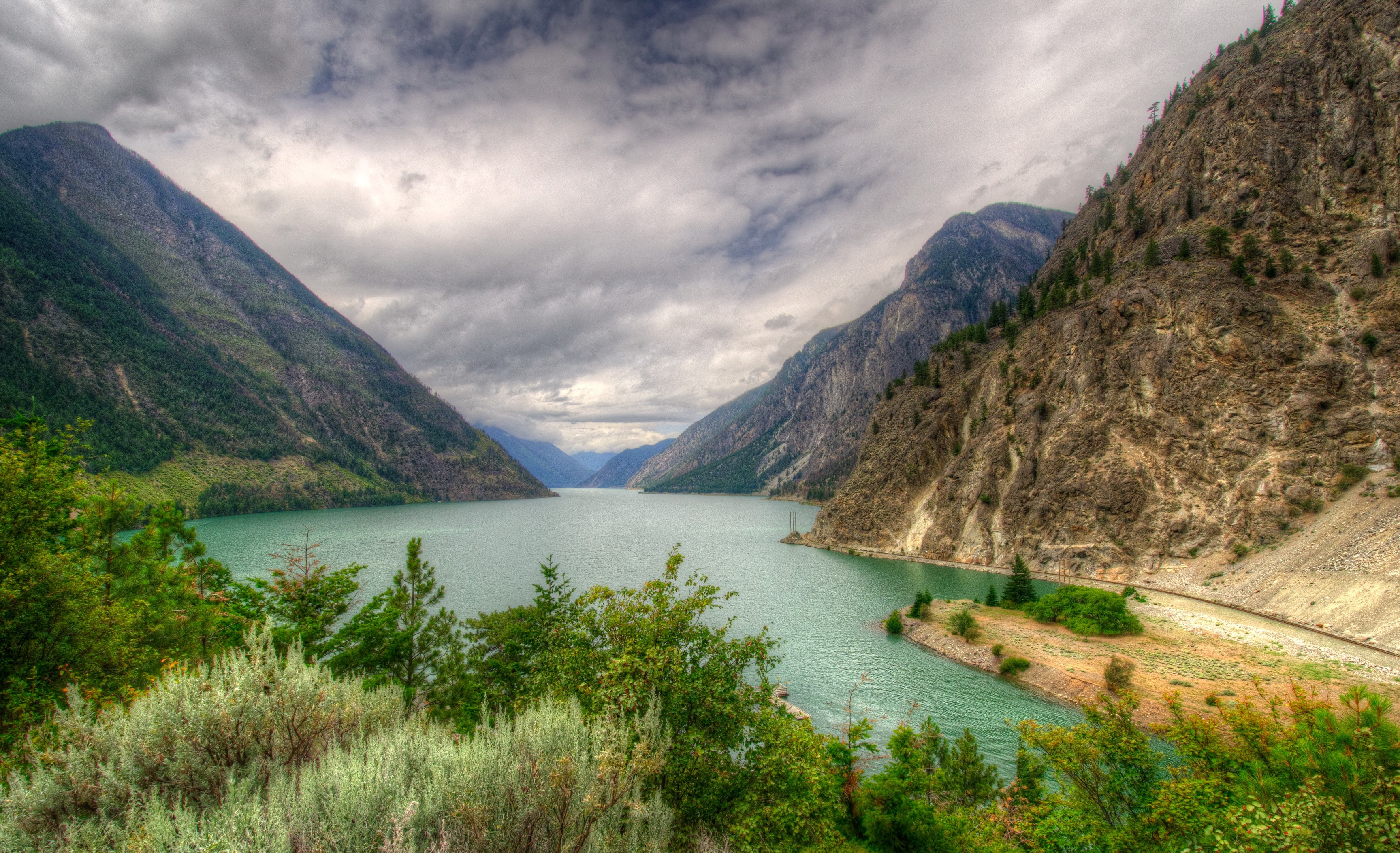 Seton Lake and Mountains in Canada HD Wallpaper