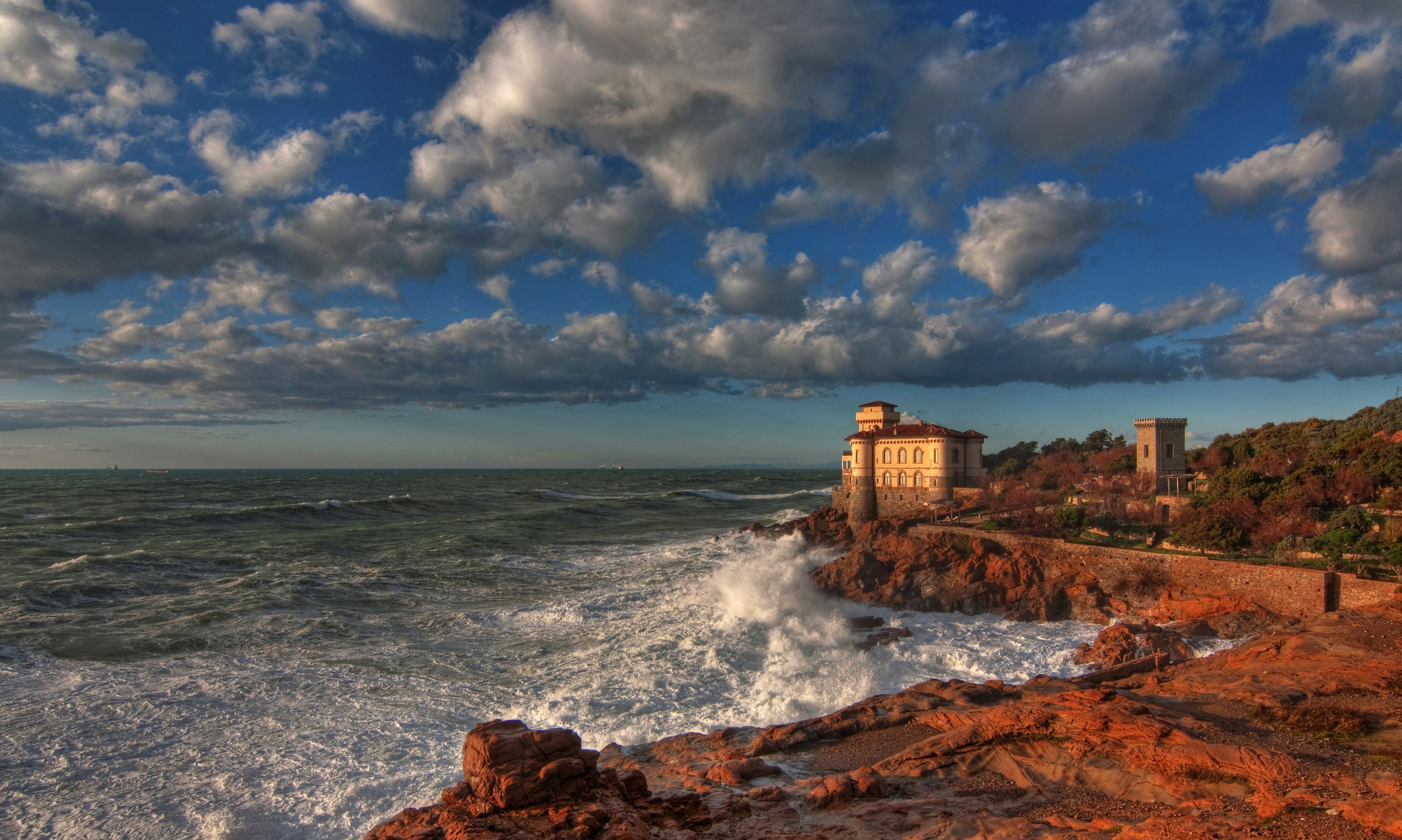 Boccale Castle Livorno on the Italian Coast with Crashing Waves HD Wallpaper