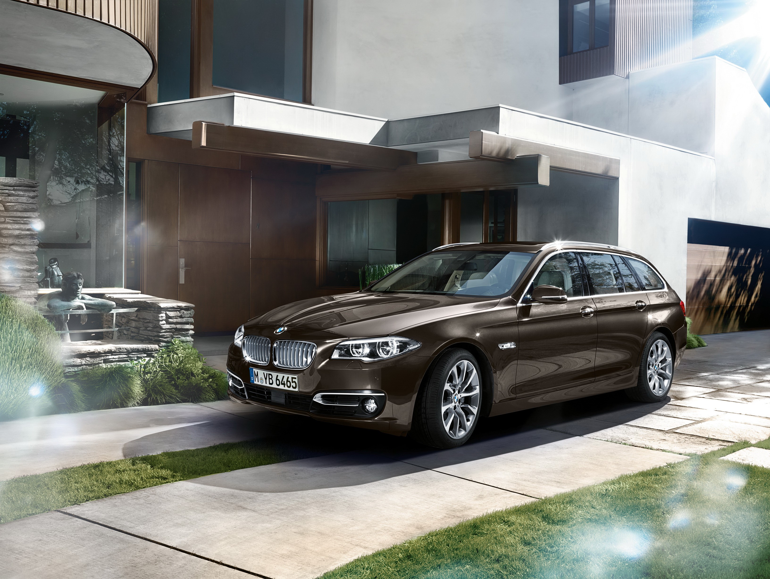 2013 BMW 5 Series F11 Touring car HD Wallpaper