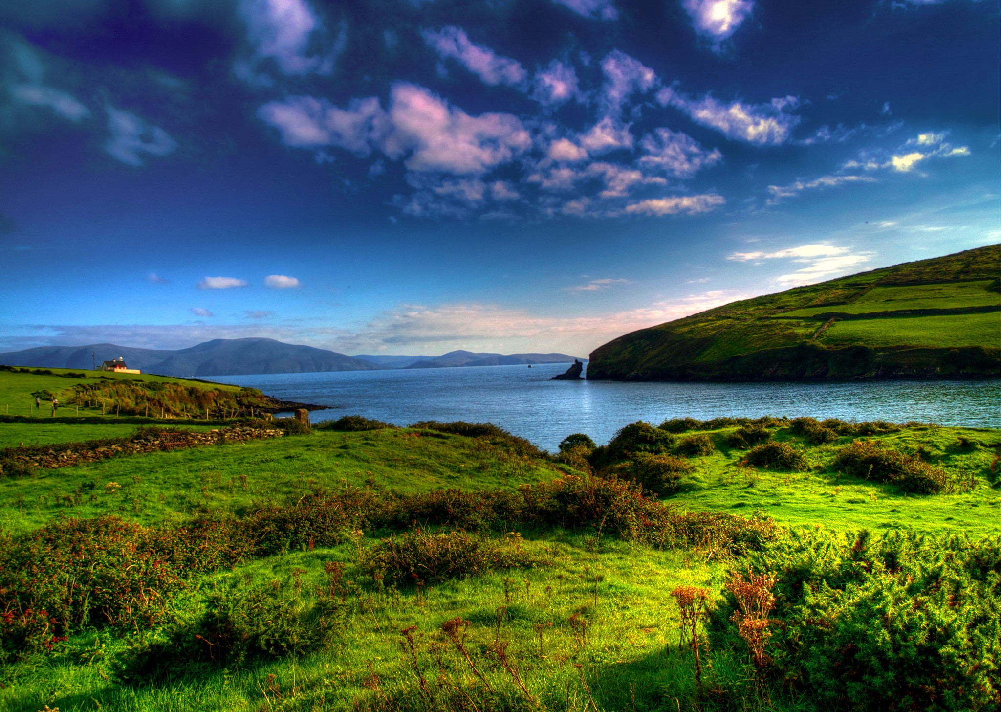 Green Irish Coastline with Dramatic Sky HD Wallpaper