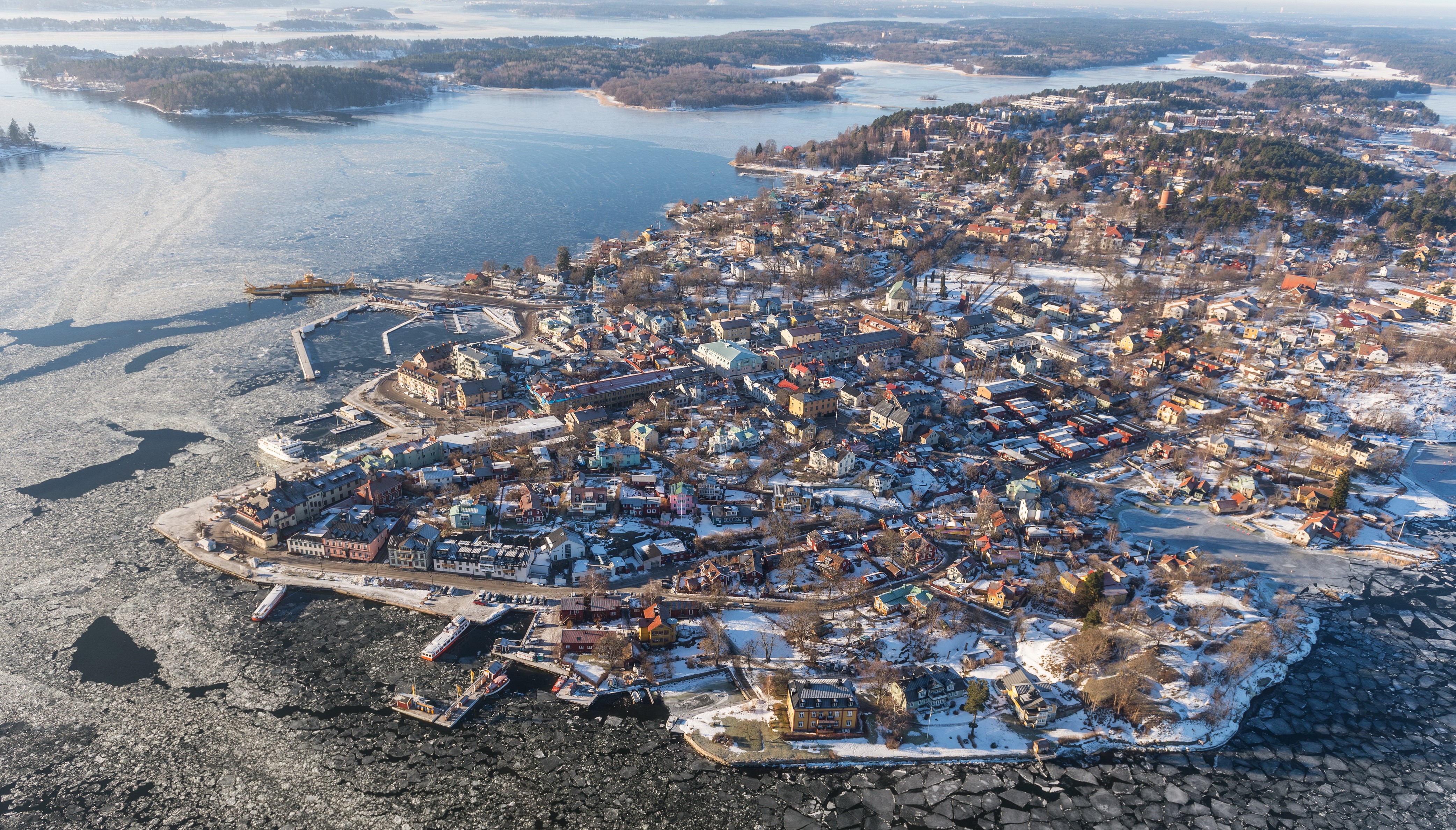 4K Vaxholm, Sweden in Winter from Above HD Wallpaper