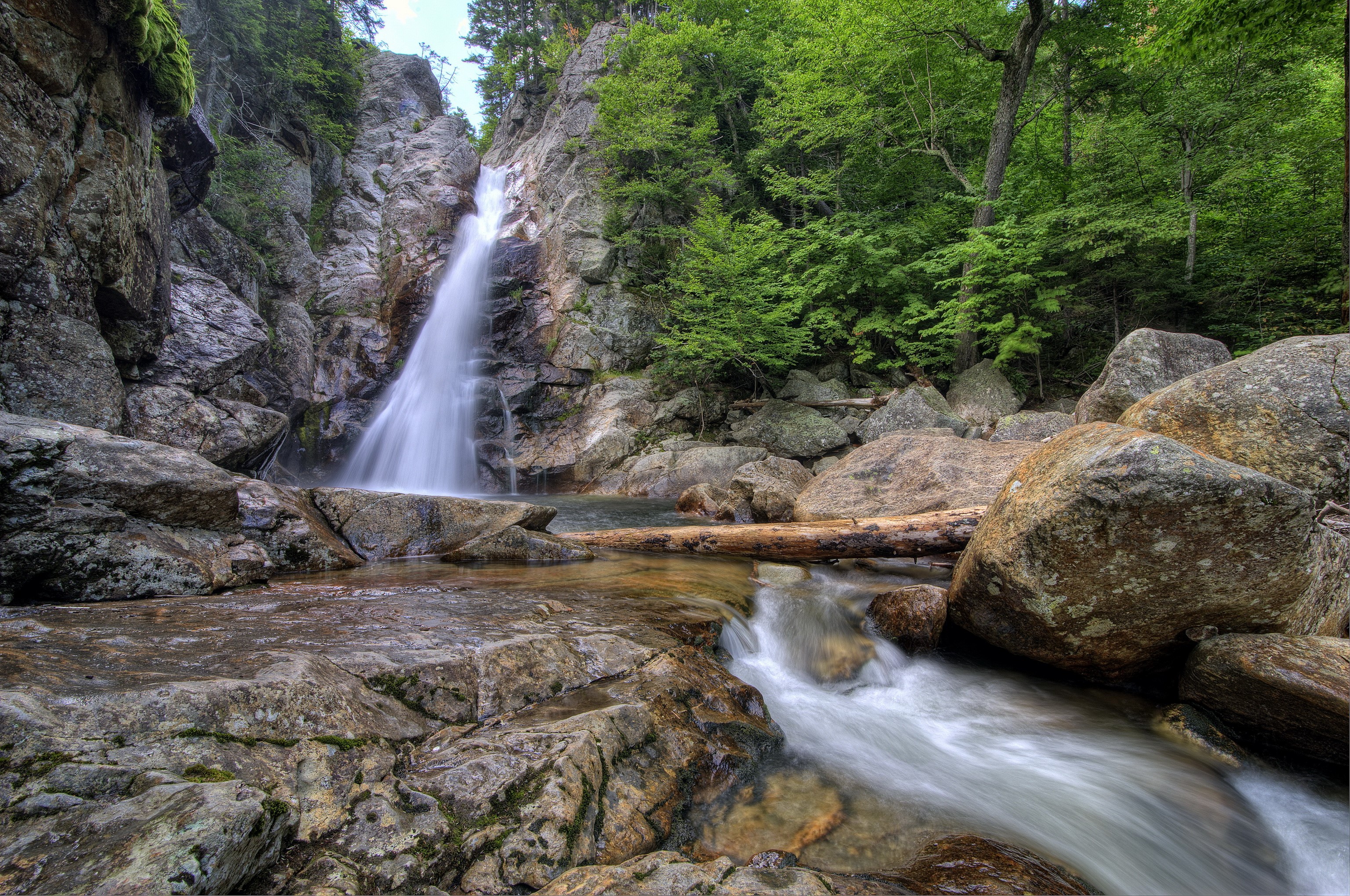 Glen Ellis Falls, New Hampshire, USA HD Wallpaper